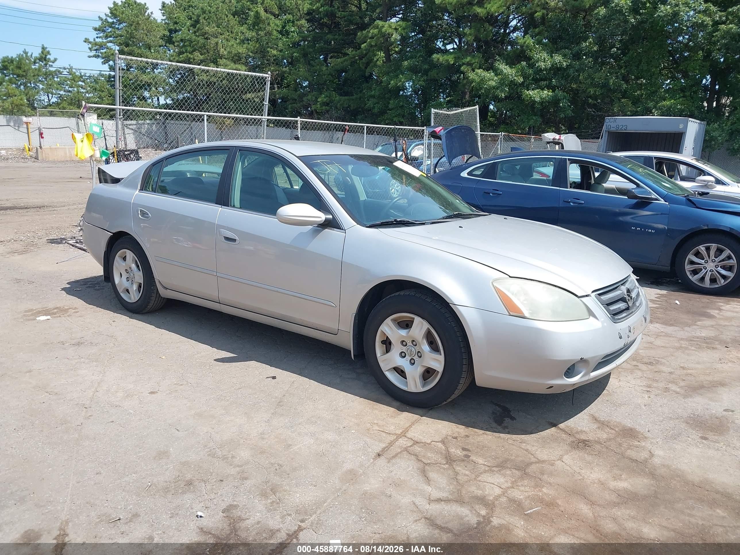 2003 Nissan Altima 2.5 S Silver vin: 1N4AL11D83C325510