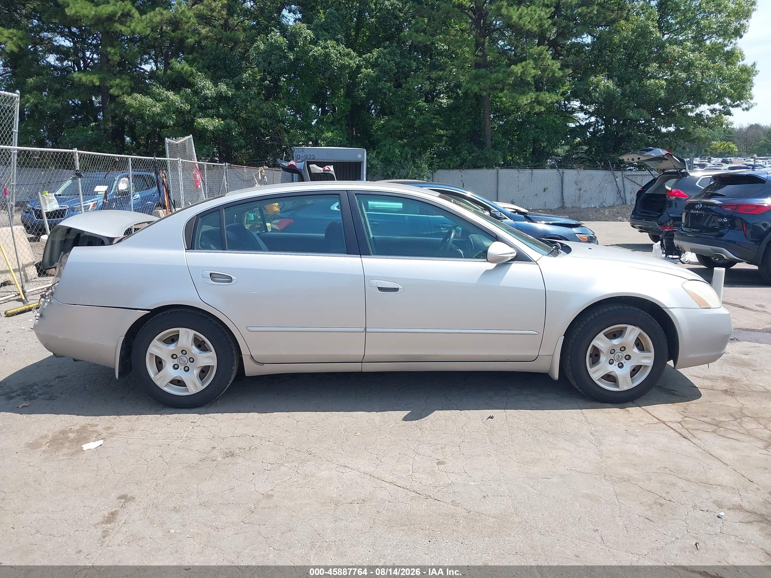 2003 Nissan Altima 2.5 S Silver vin: 1N4AL11D83C325510