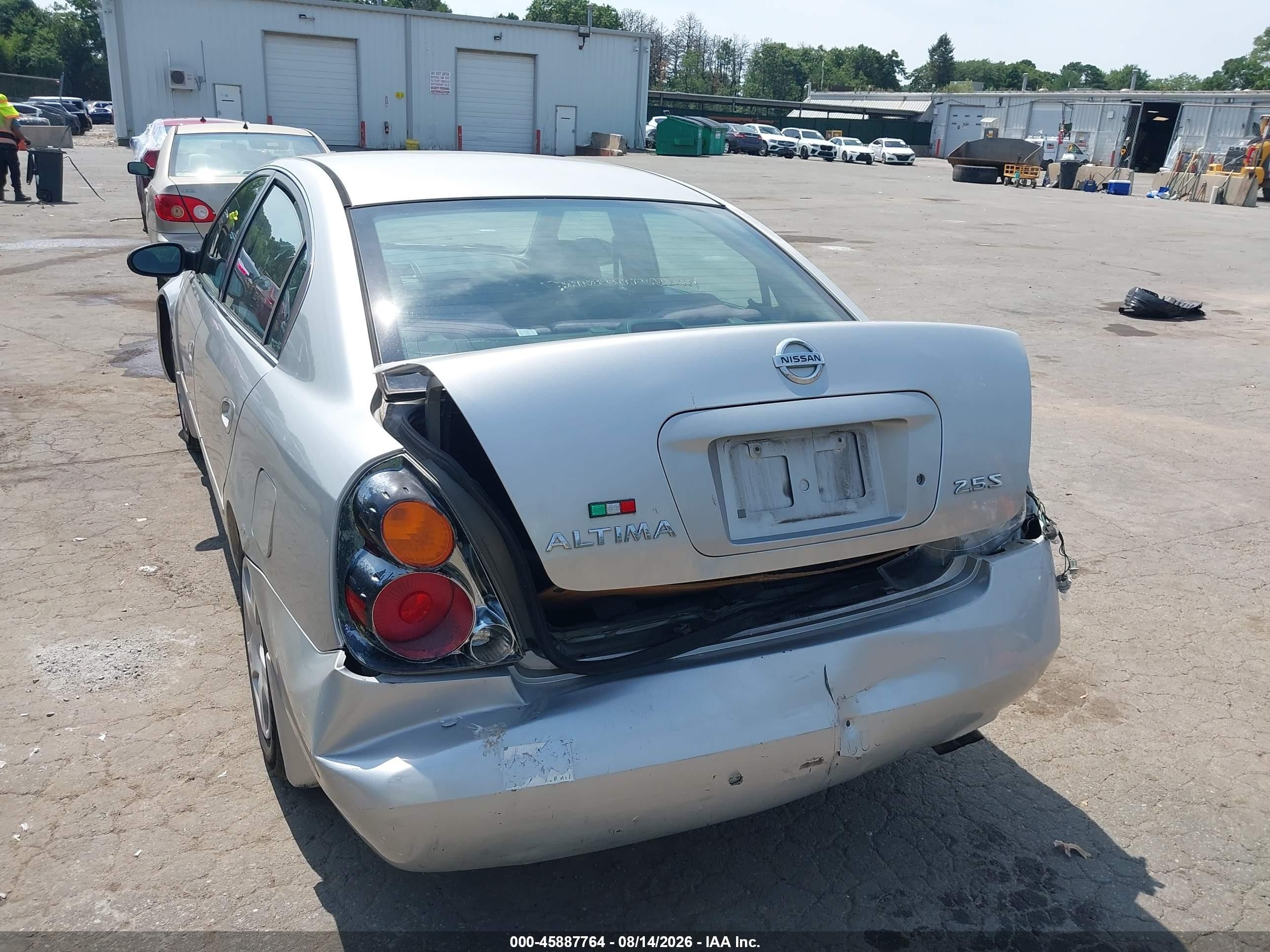 2003 Nissan Altima 2.5 S Silver vin: 1N4AL11D83C325510