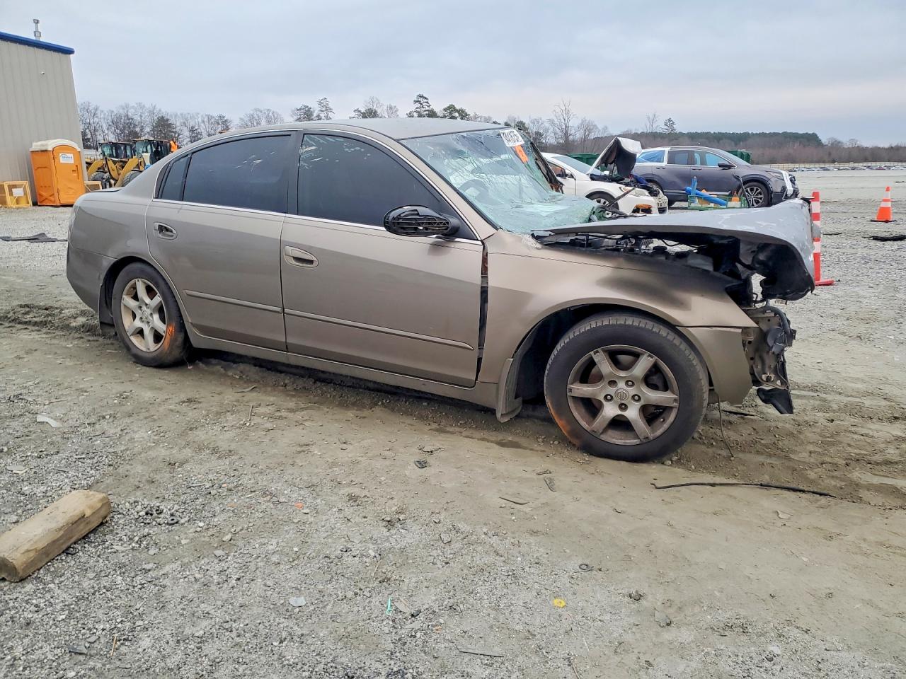 2005 Nissan Altima 2.5 Silver vin: 1N4AL11D85C138979