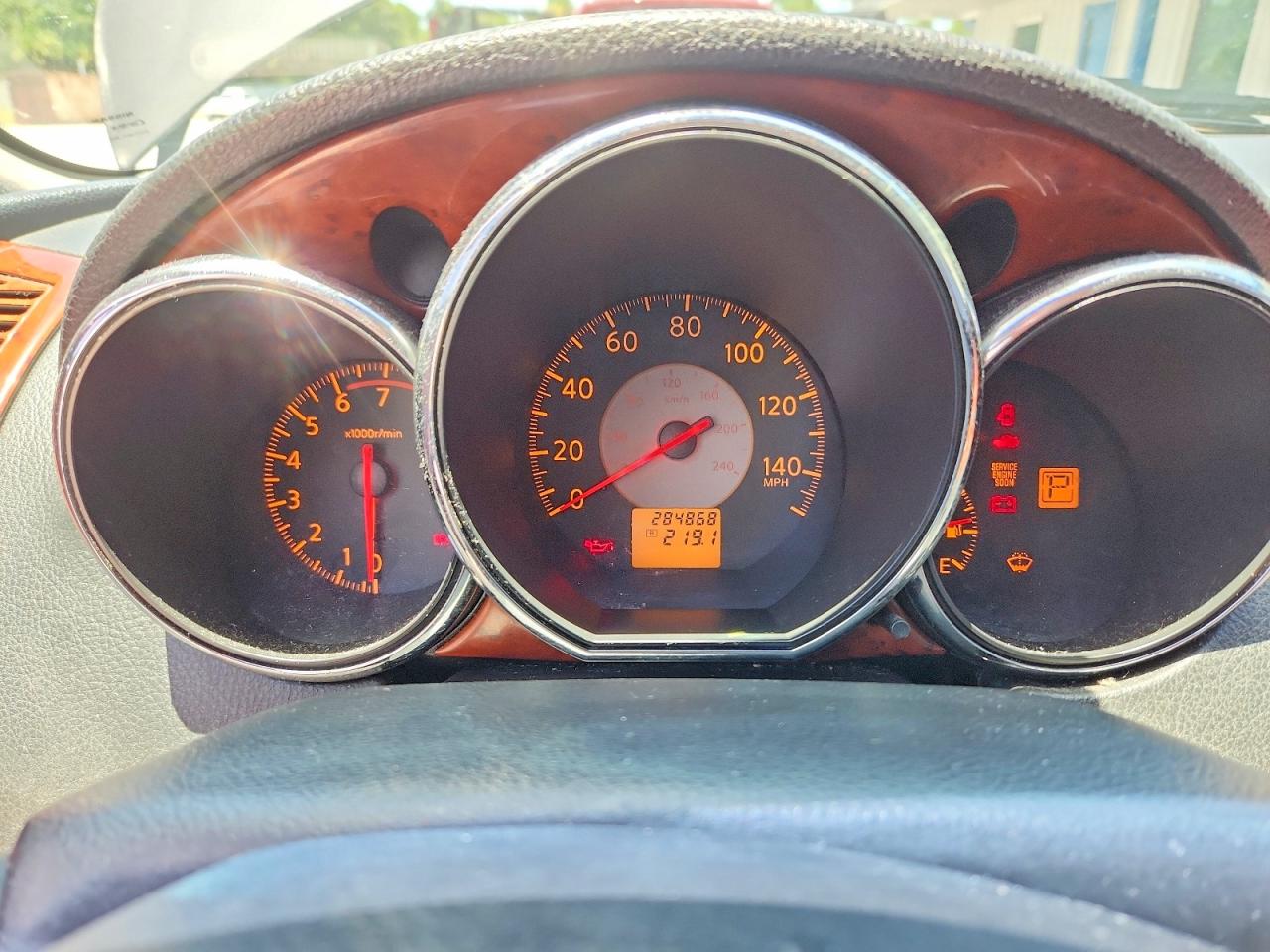 2005 Nissan Altima 2.5 Серый vin: 1N4AL11D85C205449