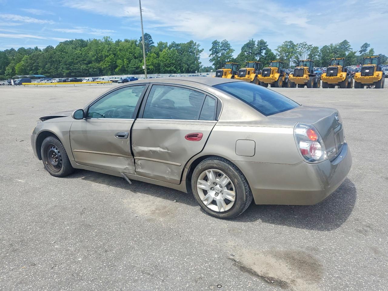 2005 Nissan Altima 2.5 Золотой vin: 1N4AL11D85C263075