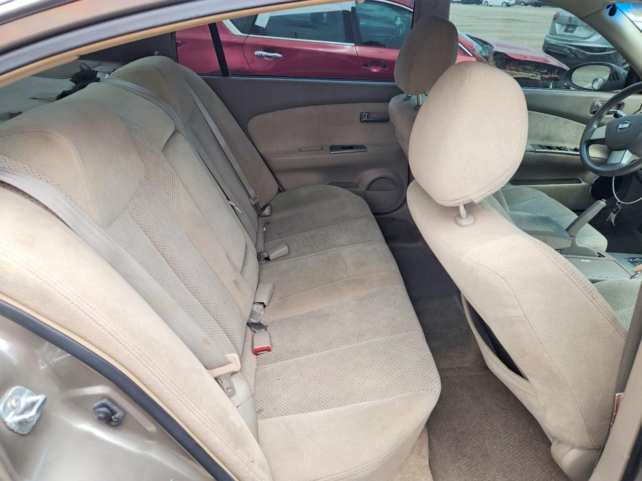 2005 Nissan Altima Коричневый vin: 1N4AL11D85N447159