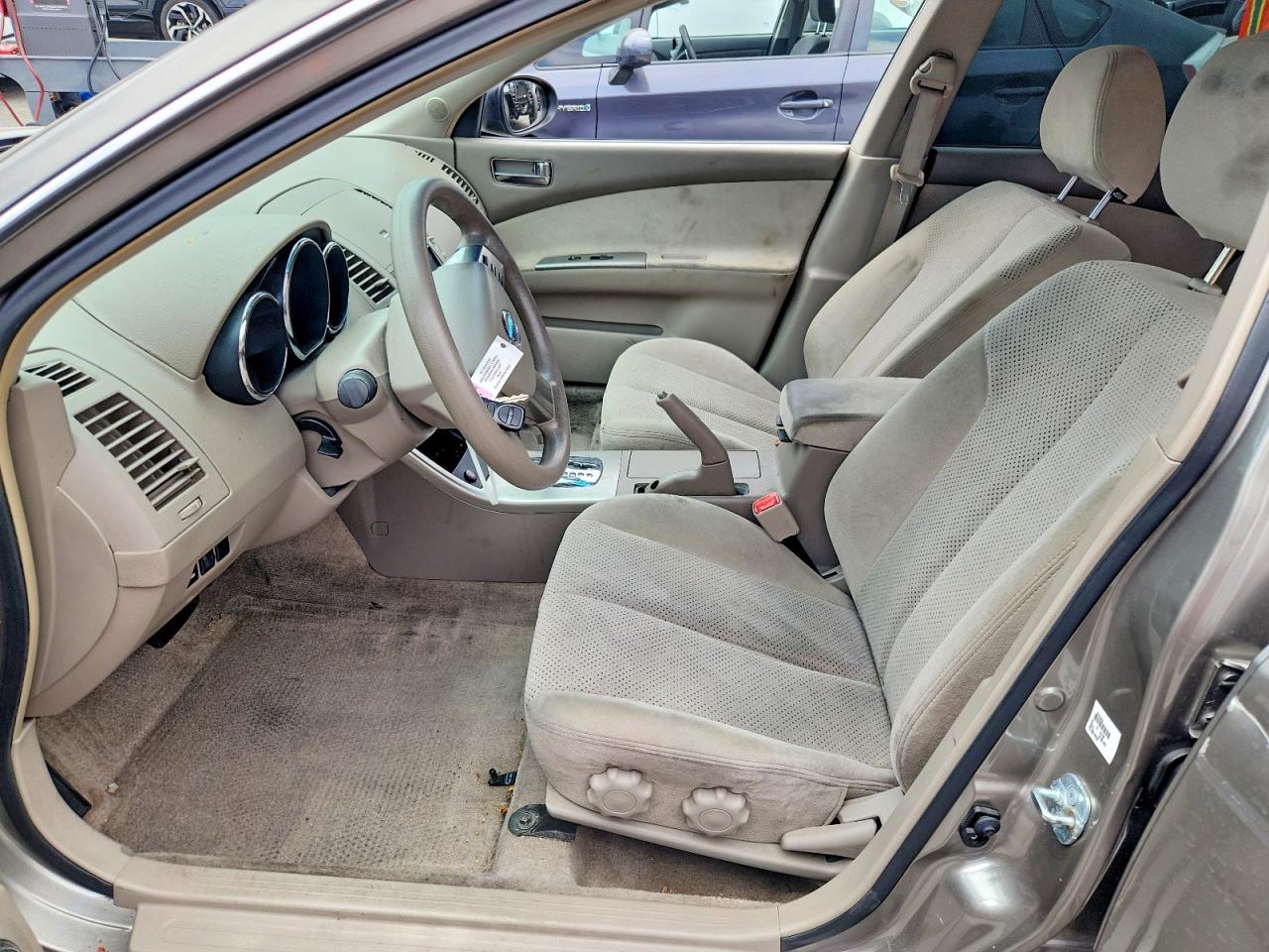 2005 Nissan Altima Коричневый vin: 1N4AL11D85N447159