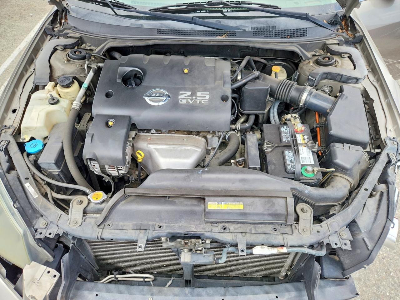 2005 Nissan Altima Коричневый vin: 1N4AL11D85N447159