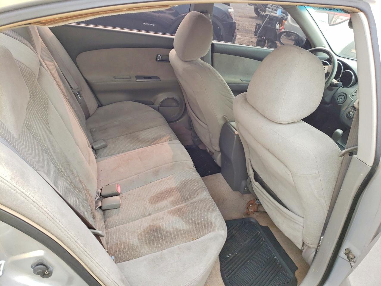 2005 Nissan Altima 2.5 Серебряный vin: 1N4AL11D85N463782
