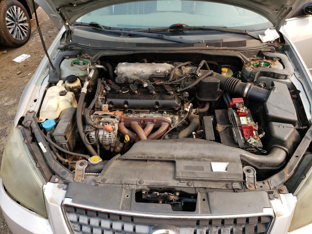 2005 Nissan Altima 2.5 Серебряный vin: 1N4AL11D85N463782