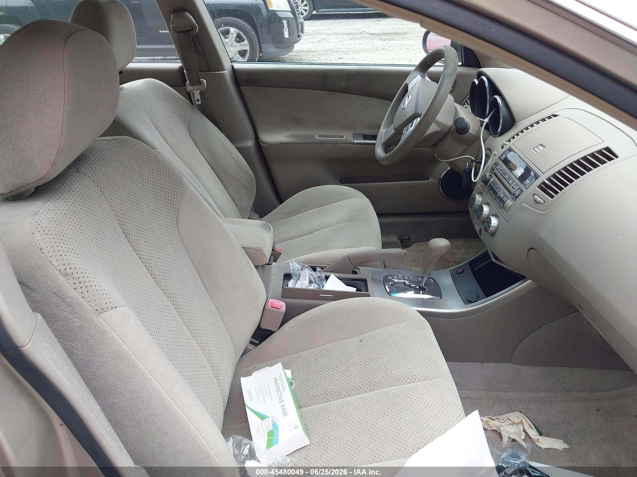 2006 Nissan Altima 2.5 S Gold vin: 1N4AL11D86C181168