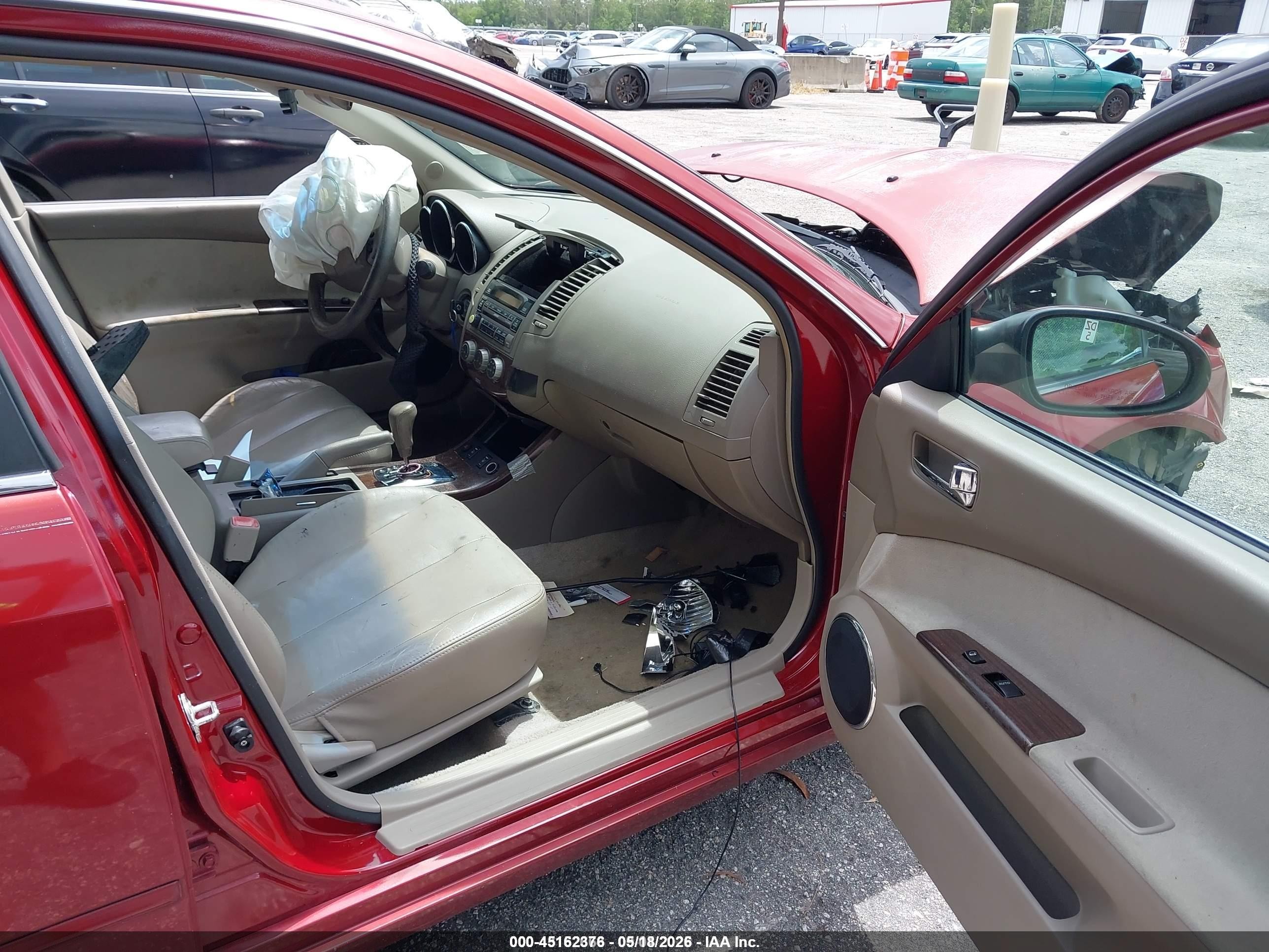 2006 Nissan Altima 2.5 S Red vin: 1N4AL11D86C195913