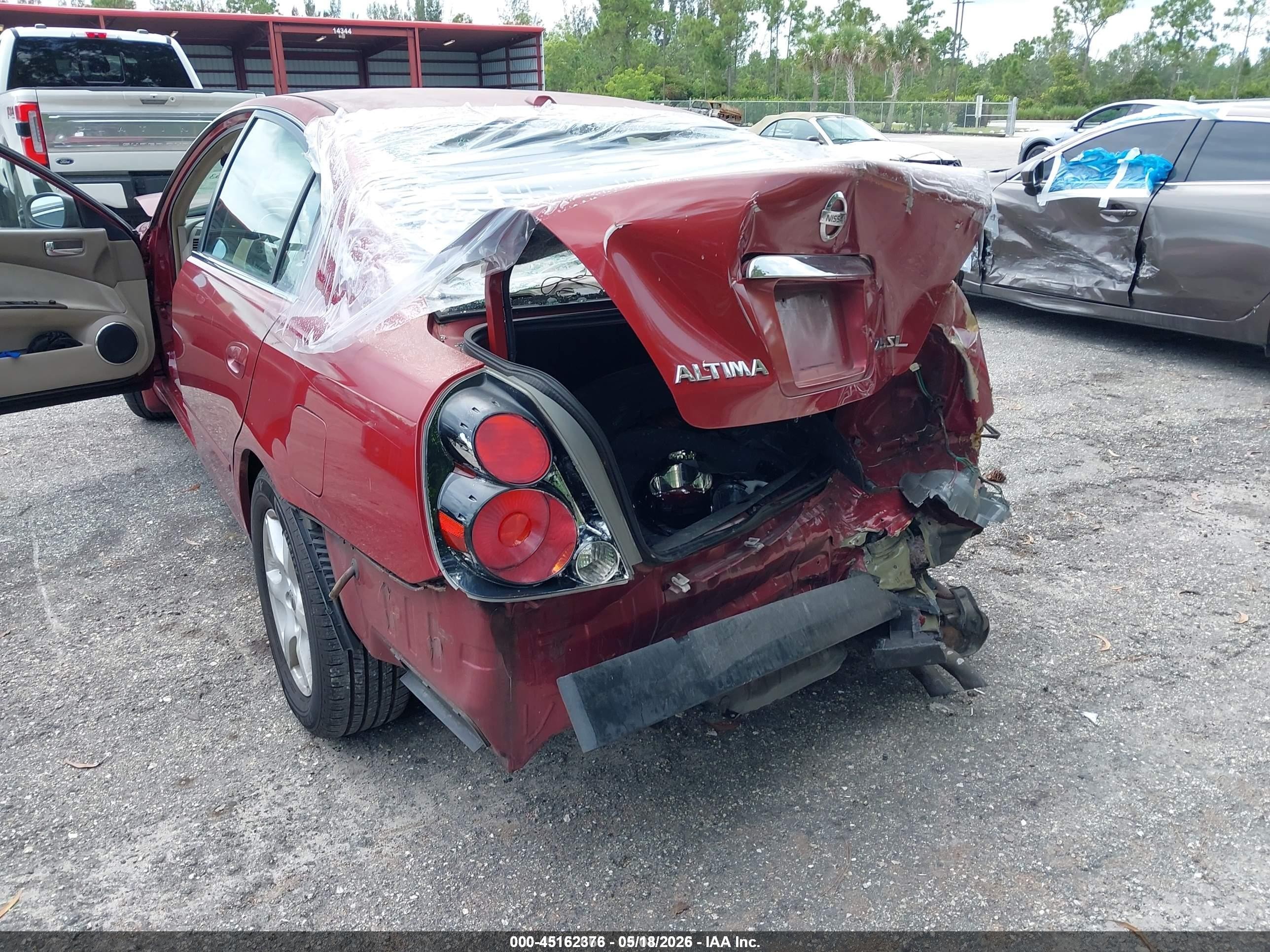 2006 Nissan Altima 2.5 S Red vin: 1N4AL11D86C195913