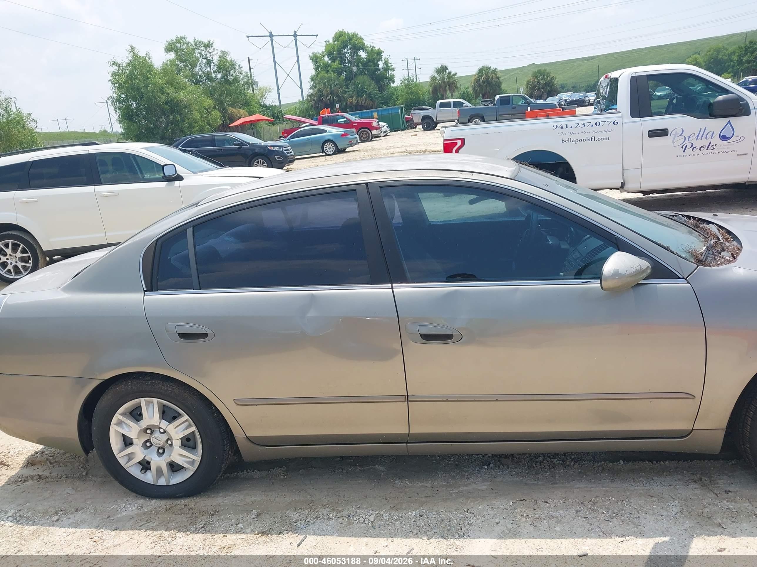2006 Nissan Altima 2.5 S Gold vin: 1N4AL11D86C201144