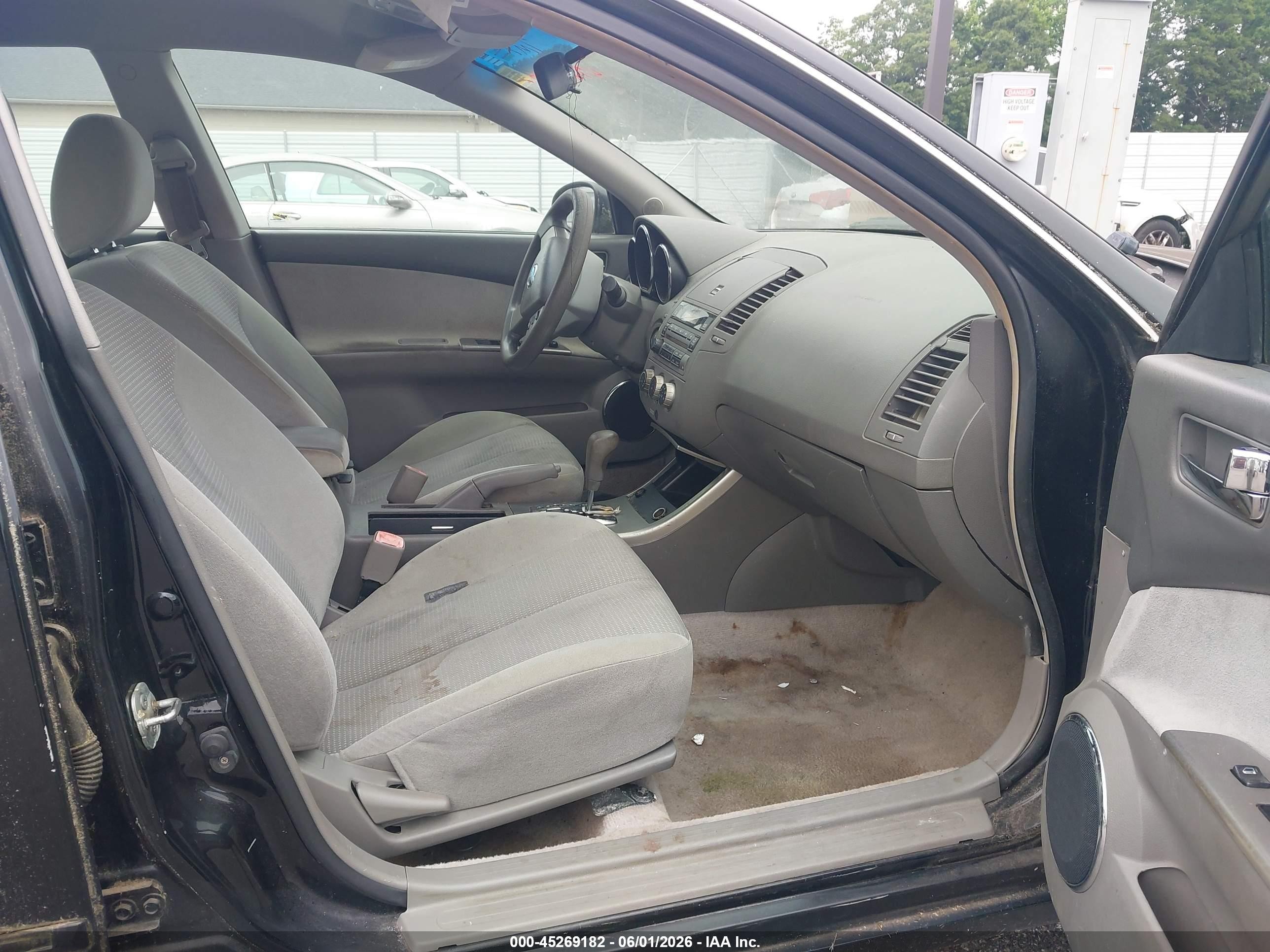 2006 Nissan Altima 2.5 S Black vin: 1N4AL11D86C266219