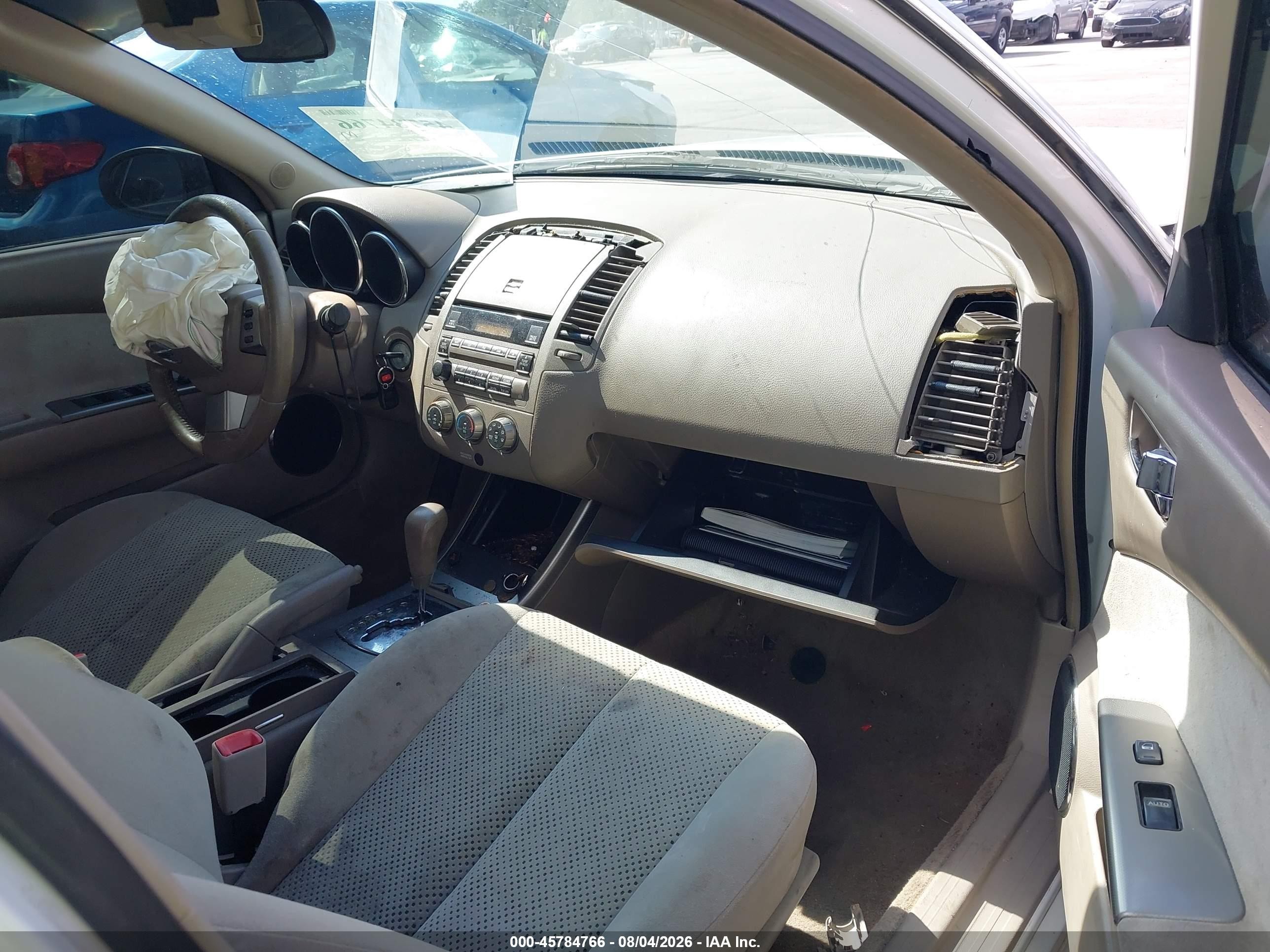 2006 Nissan Altima 2.5 S Белый vin: 1N4AL11D86N382198
