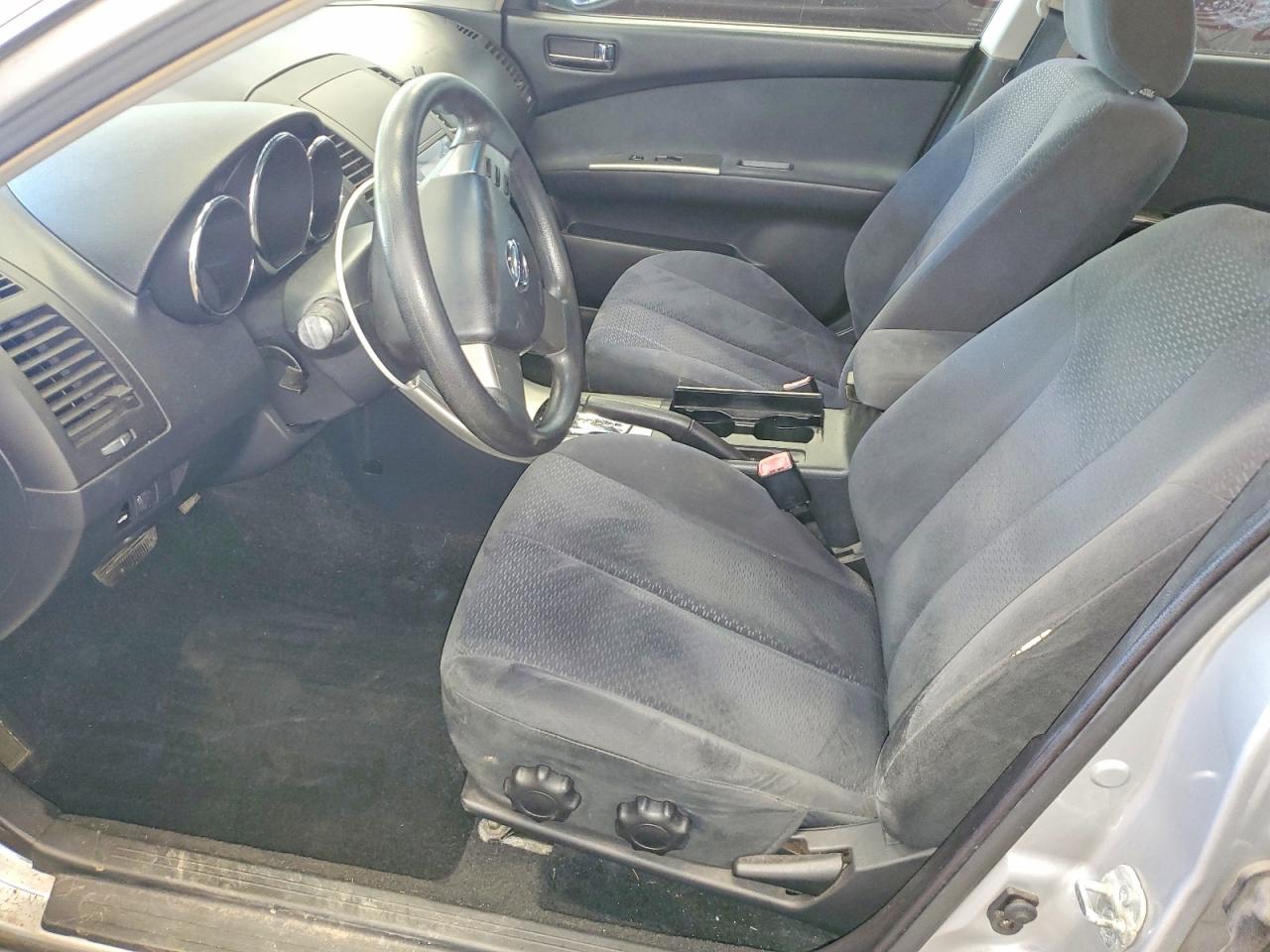 2006 Nissan Altima 2.5 Silver vin: 1N4AL11D86N394741