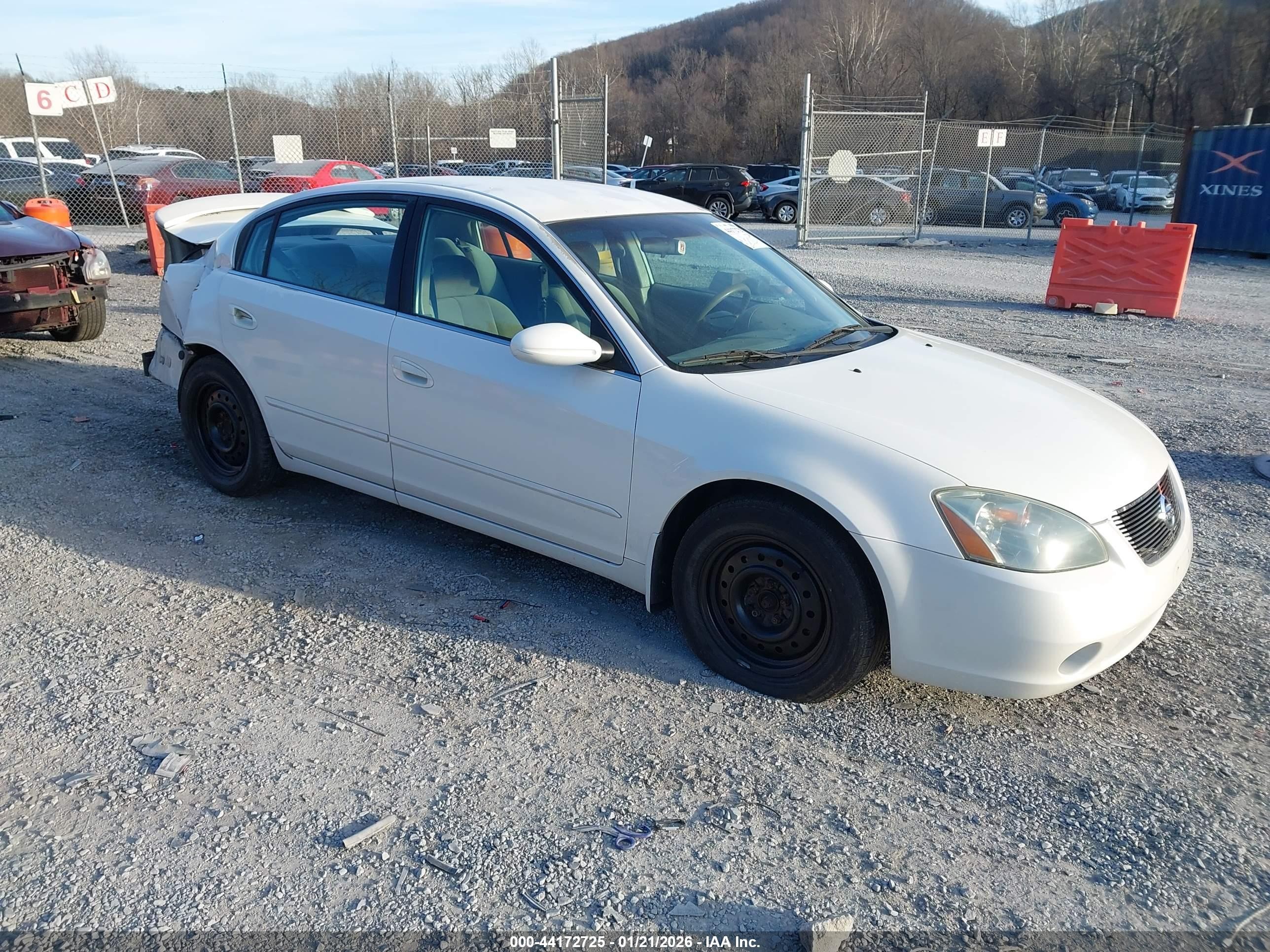 2003 Nissan Altima 2.5 S Белый vin: 1N4AL11D93C147719
