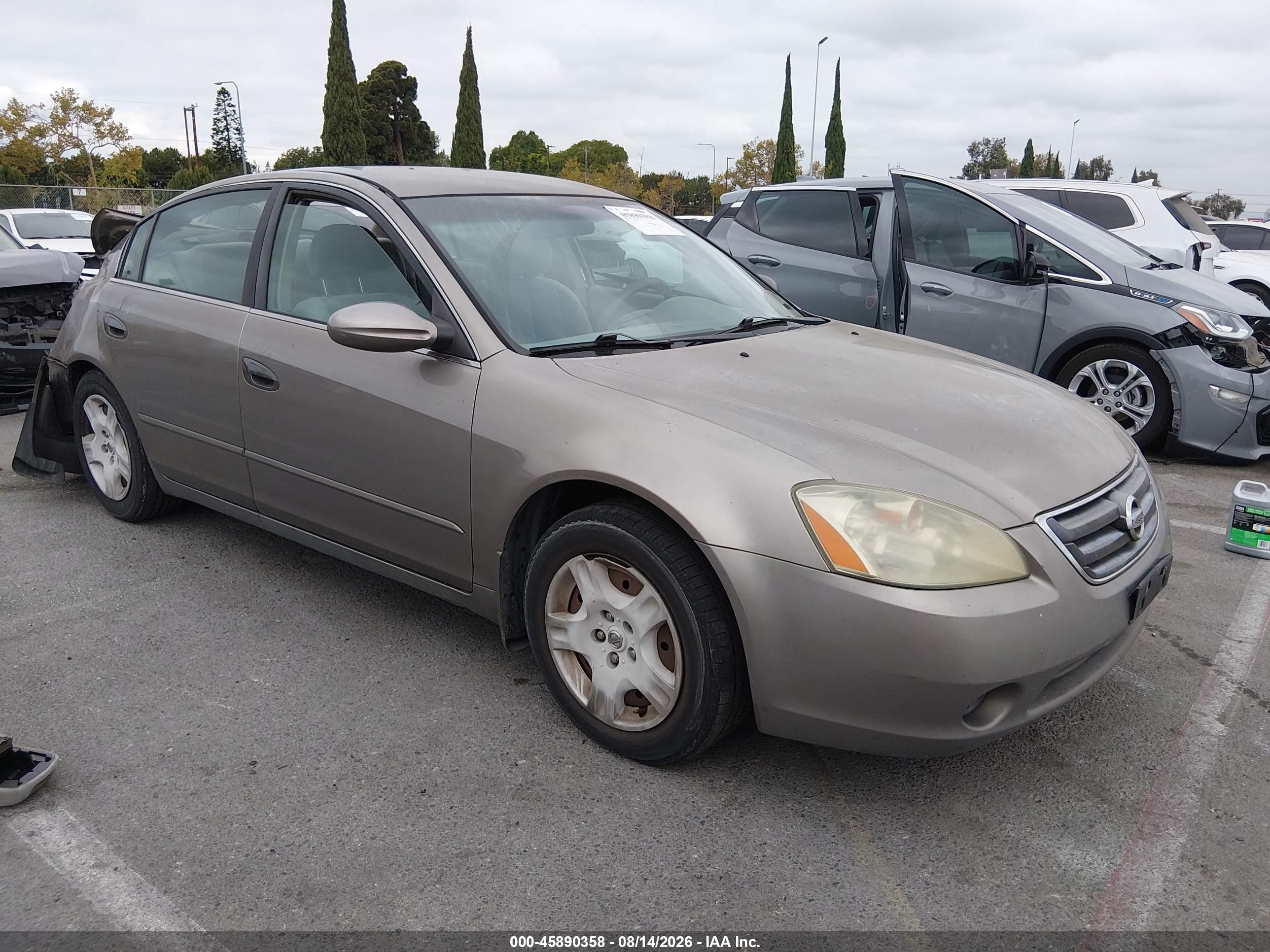 2003 Nissan Altima 2.5 S Коричневый vin: 1N4AL11D93C248002