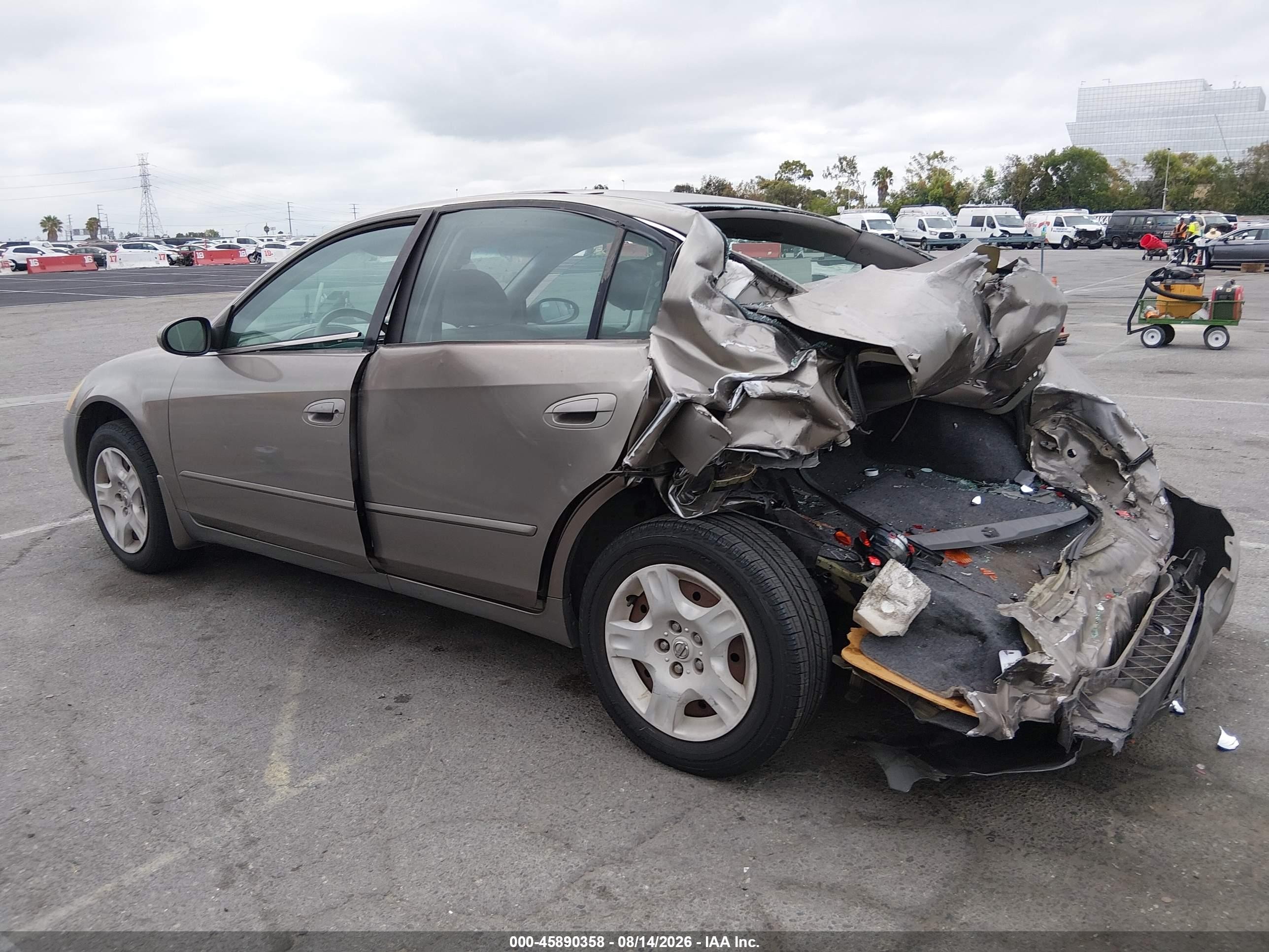 2003 Nissan Altima 2.5 S Коричневый vin: 1N4AL11D93C248002