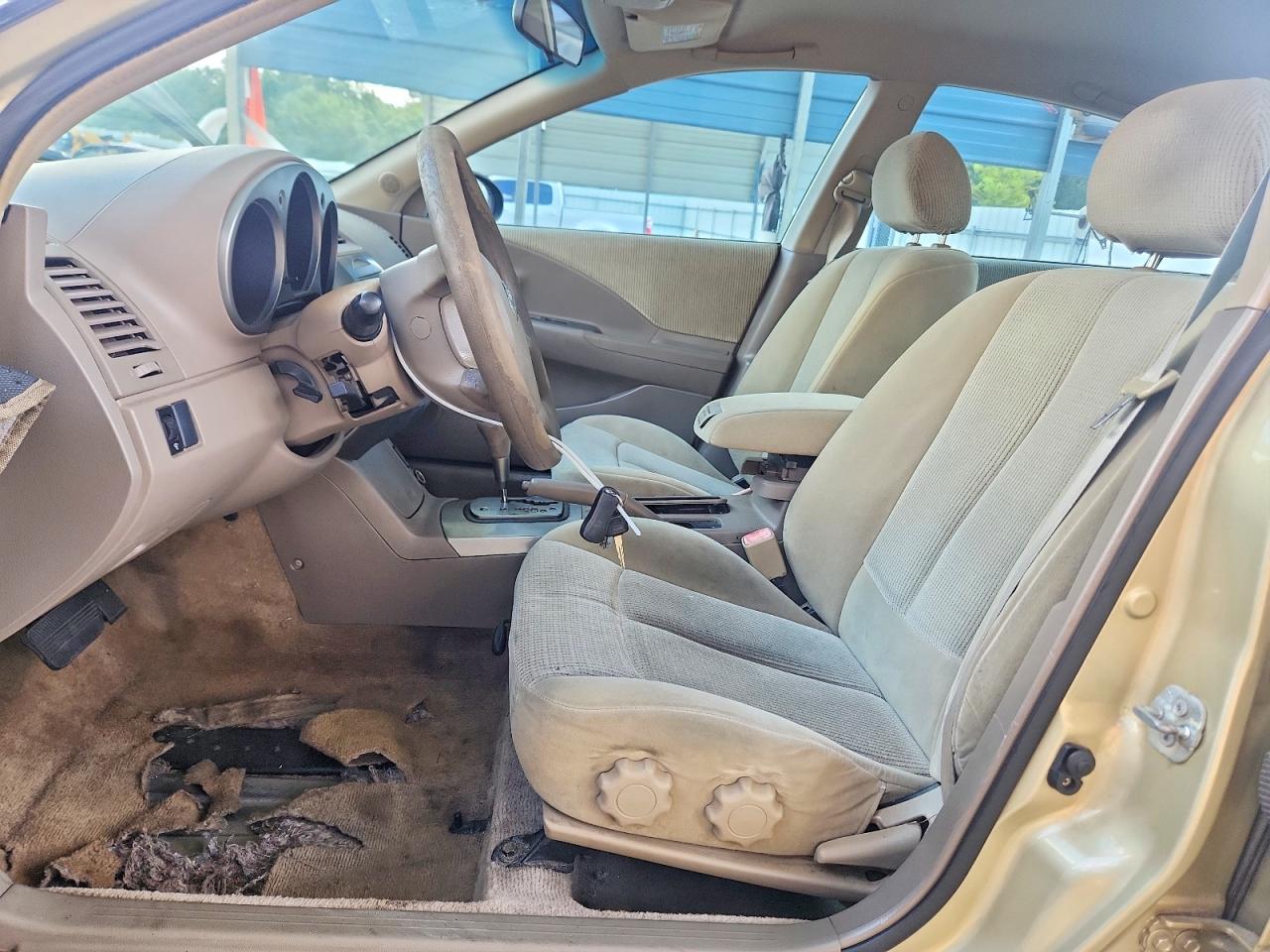 2003 Nissan Altima Gold vin: 1N4AL11D93C289200