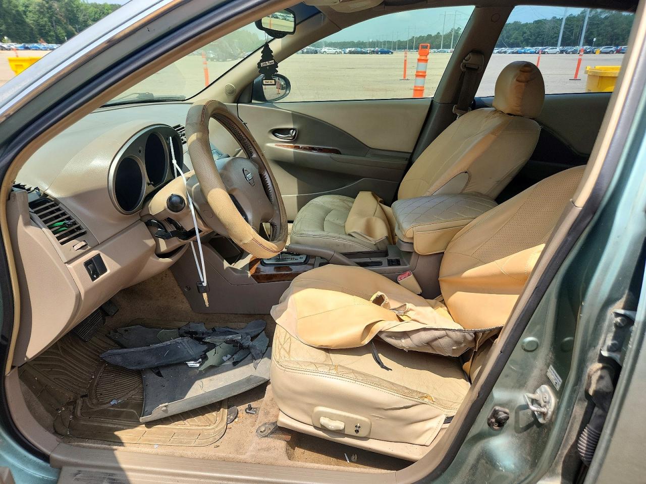 2003 Nissan Altima 2.5 Teal vin: 1N4AL11D93C336547