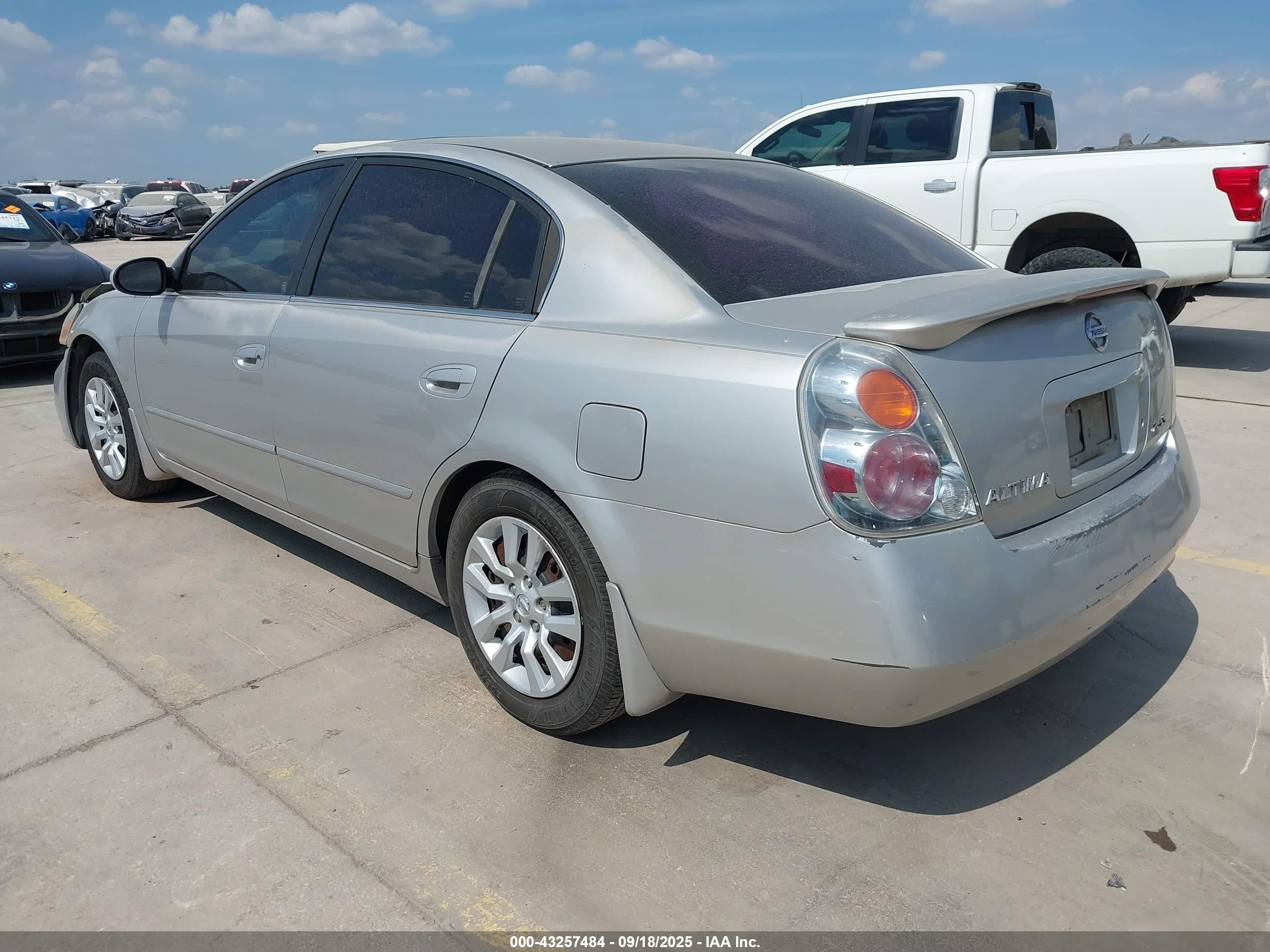 2003 Nissan Altima 2.5 S Silver vin: 1N4AL11D93C344888