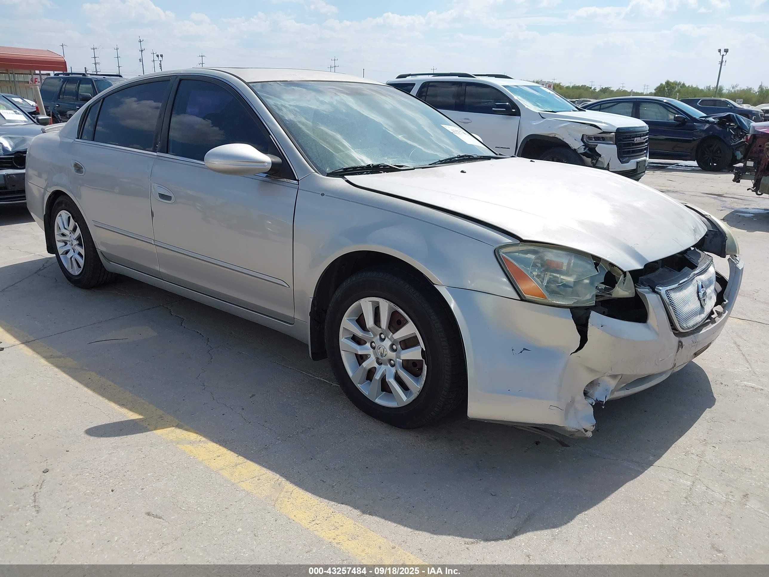 2003 Nissan Altima 2.5 S Silver vin: 1N4AL11D93C344888