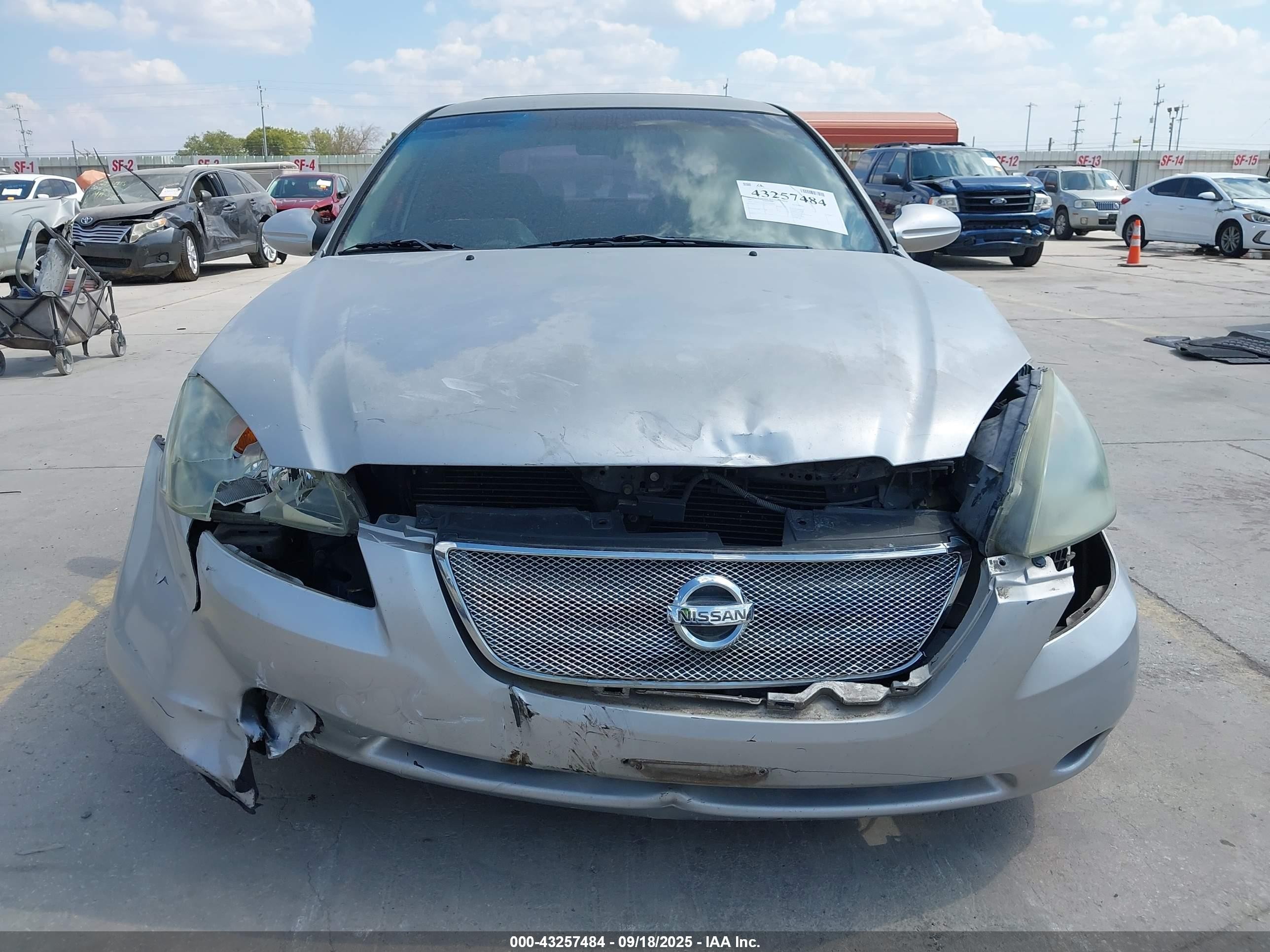 2003 Nissan Altima 2.5 S Silver vin: 1N4AL11D93C344888