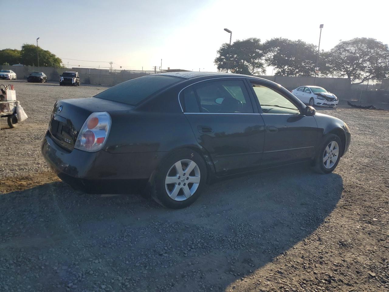 2004 Nissan Altima 2.5 Black vin: 1N4AL11D94C115757