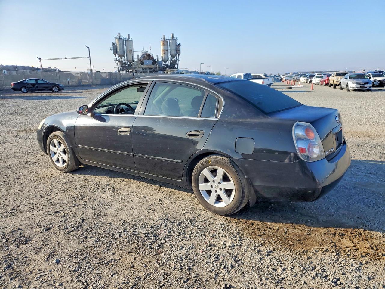 2004 Nissan Altima 2.5 Black vin: 1N4AL11D94C115757