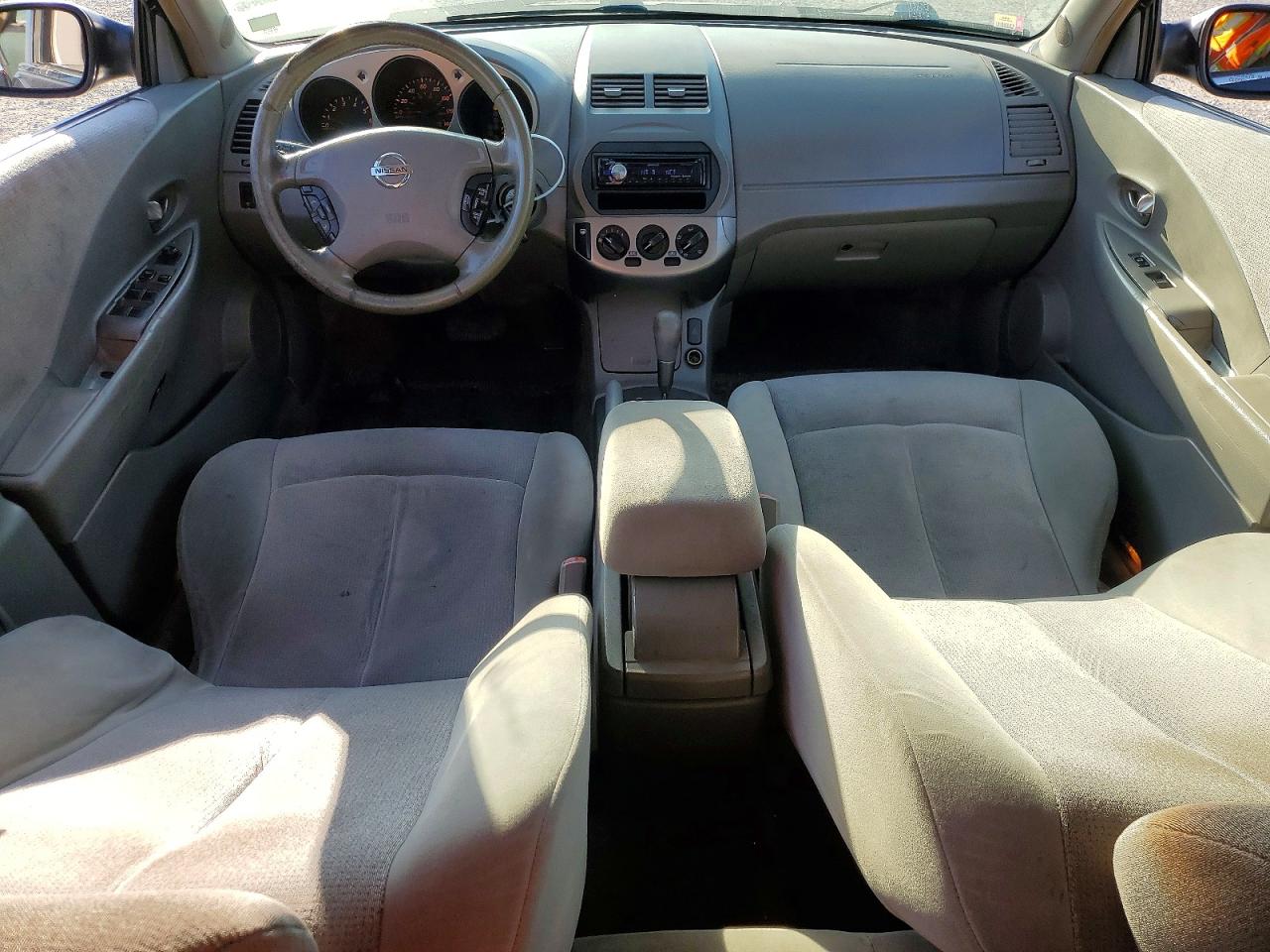 2004 Nissan Altima 2.5 Black vin: 1N4AL11D94C115757