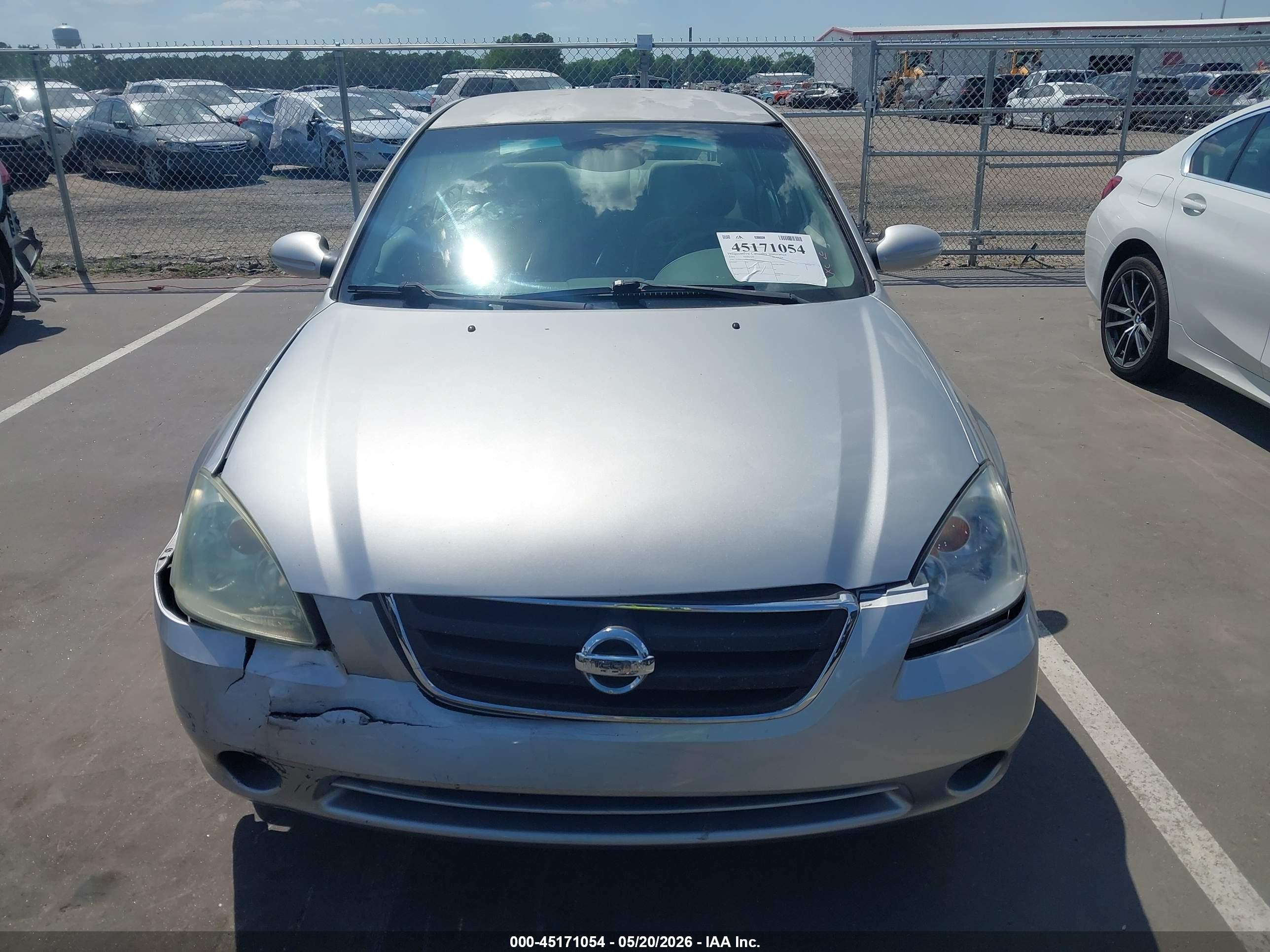 2004 Nissan Altima 2.5 S Серебряный vin: 1N4AL11D94C142411