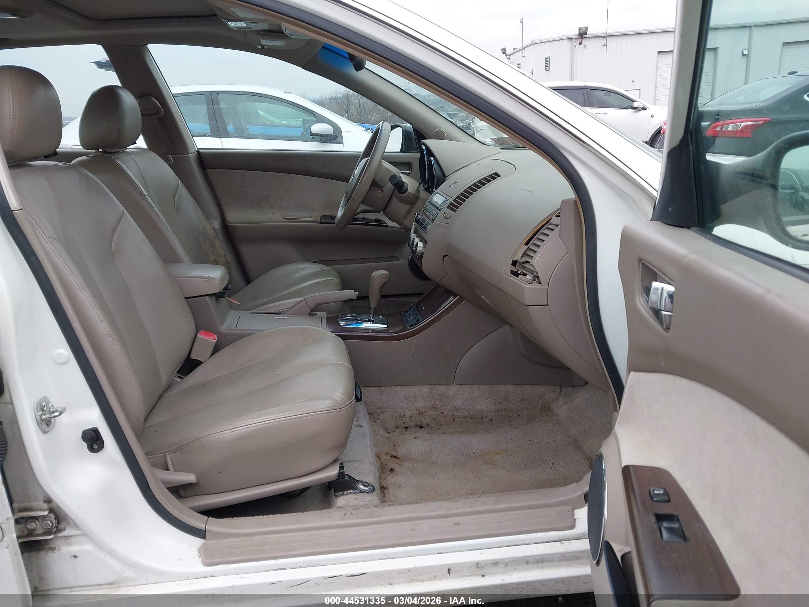 2005 Nissan Altima 2.5 S White vin: 1N4AL11D95C148629