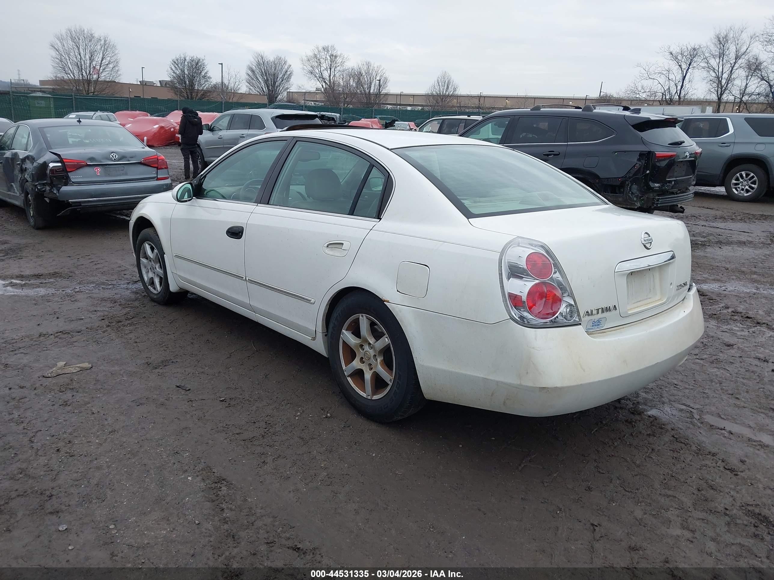 2005 Nissan Altima 2.5 S White vin: 1N4AL11D95C148629