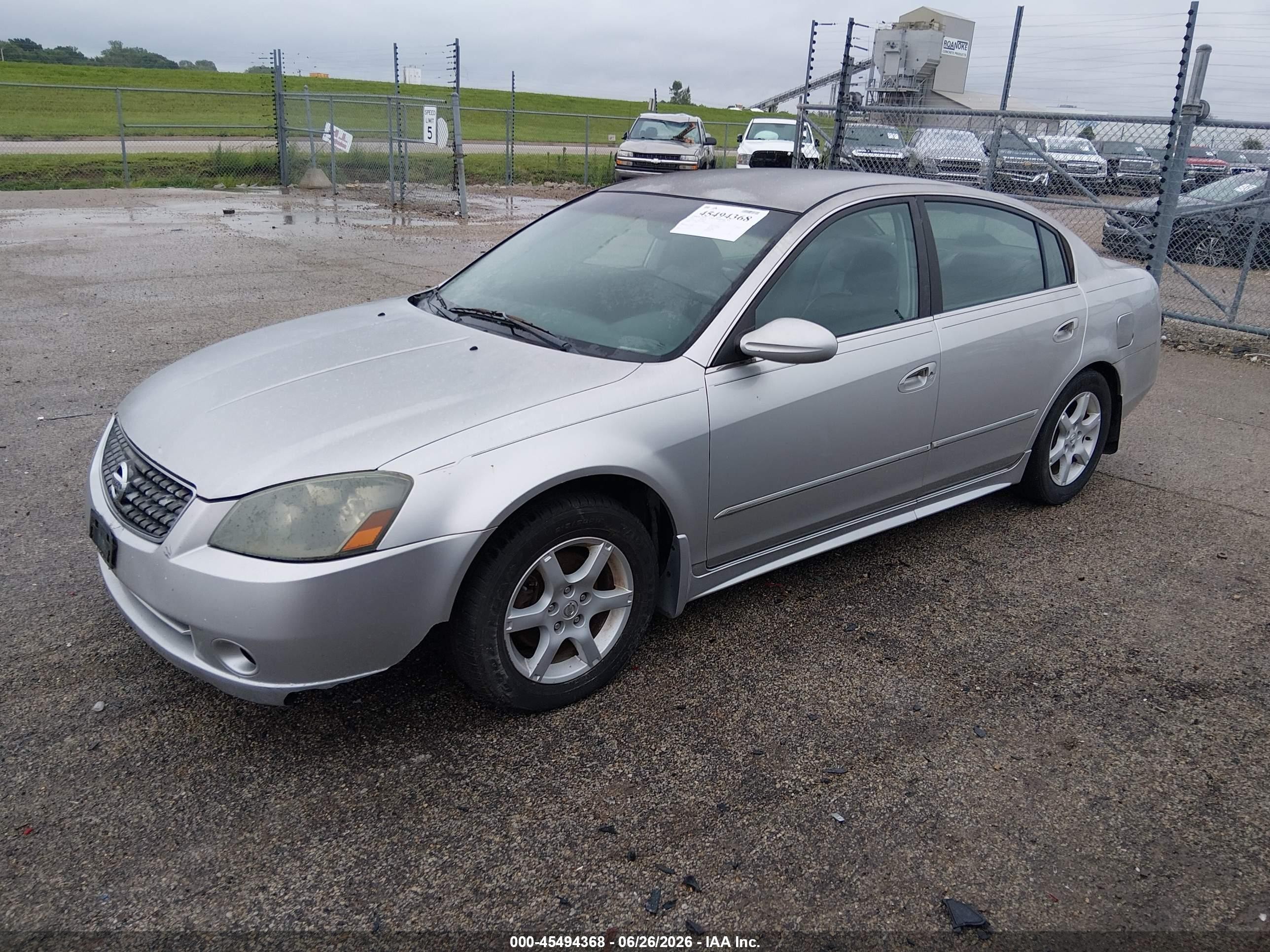 2005 Nissan Altima 2.5 S Silver vin: 1N4AL11D95C190993