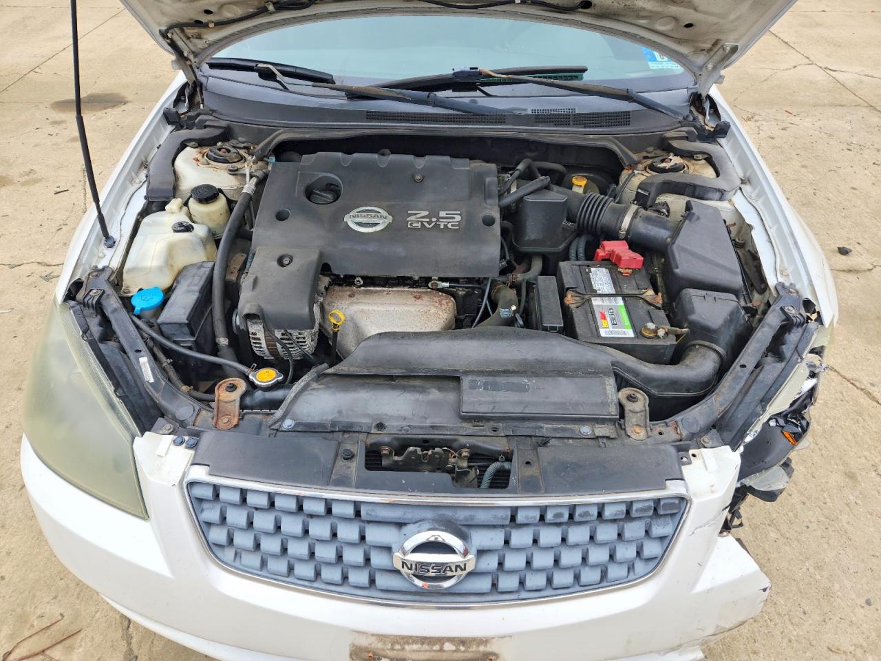 2005 Nissan Altima 2.5 White vin: 1N4AL11D95N465055