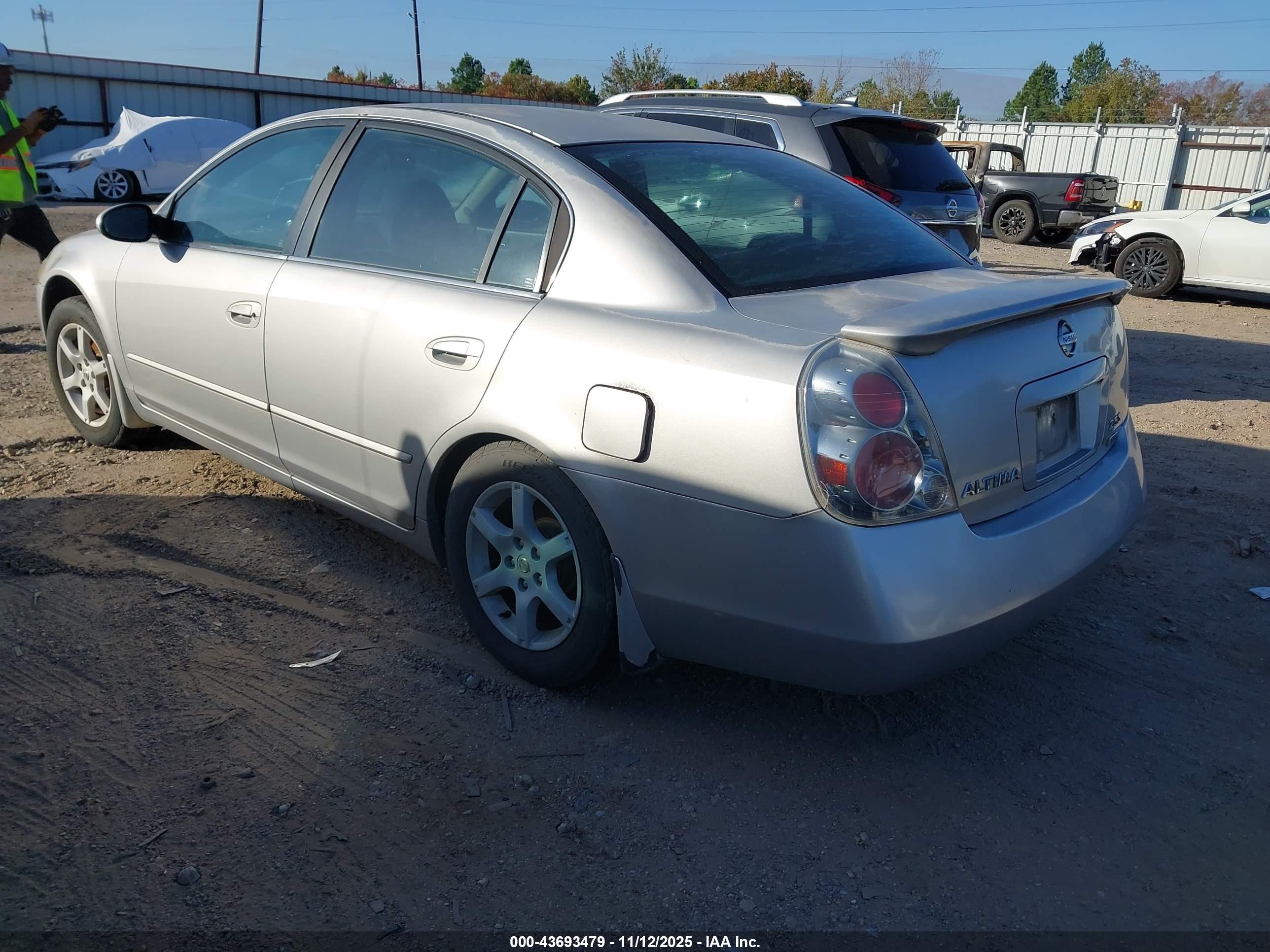 2006 Nissan Altima 2.5 S Silver vin: 1N4AL11D96N342180