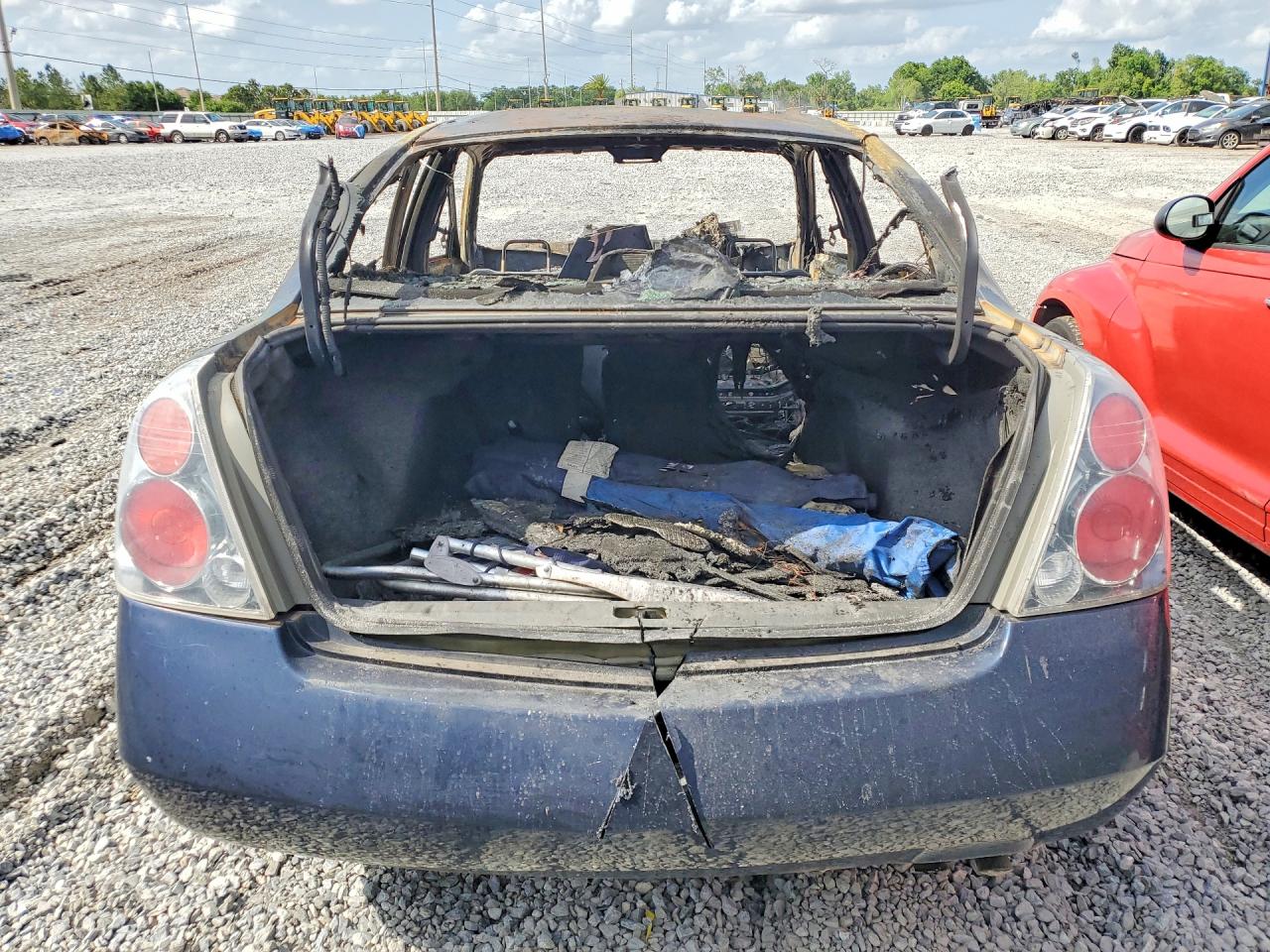 2006 Nissan Altima 2.5 Burn vin: 1N4AL11D96N403723