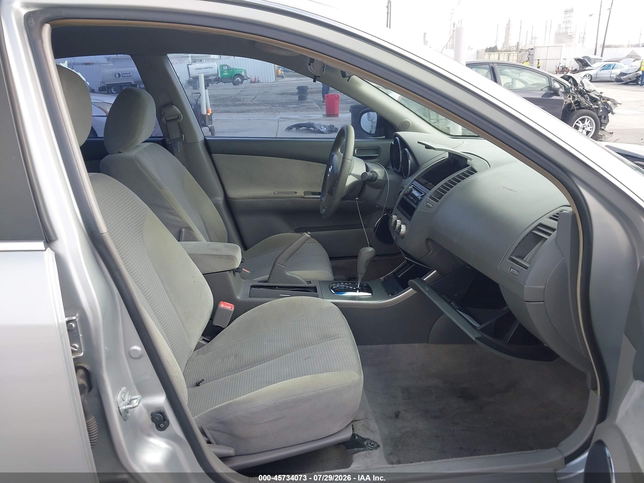 2006 Nissan Altima 2.5 S Серебряный vin: 1N4AL11D96N417203