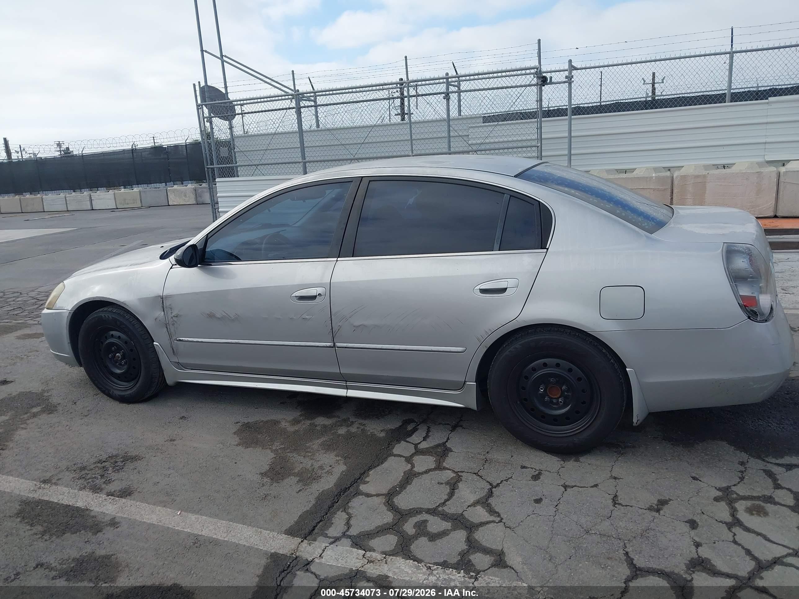 2006 Nissan Altima 2.5 S Серебряный vin: 1N4AL11D96N417203