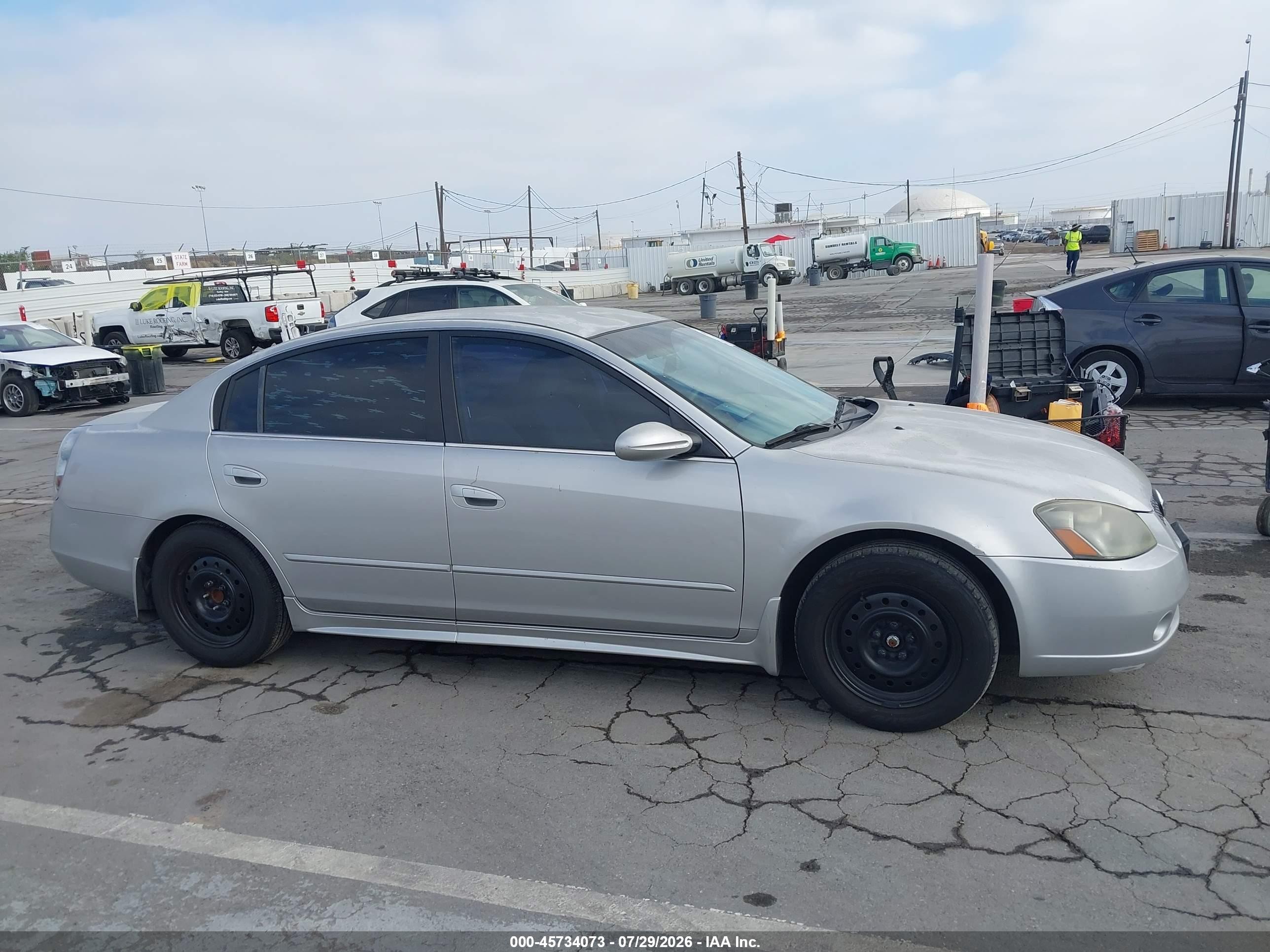 2006 Nissan Altima 2.5 S Серебряный vin: 1N4AL11D96N417203