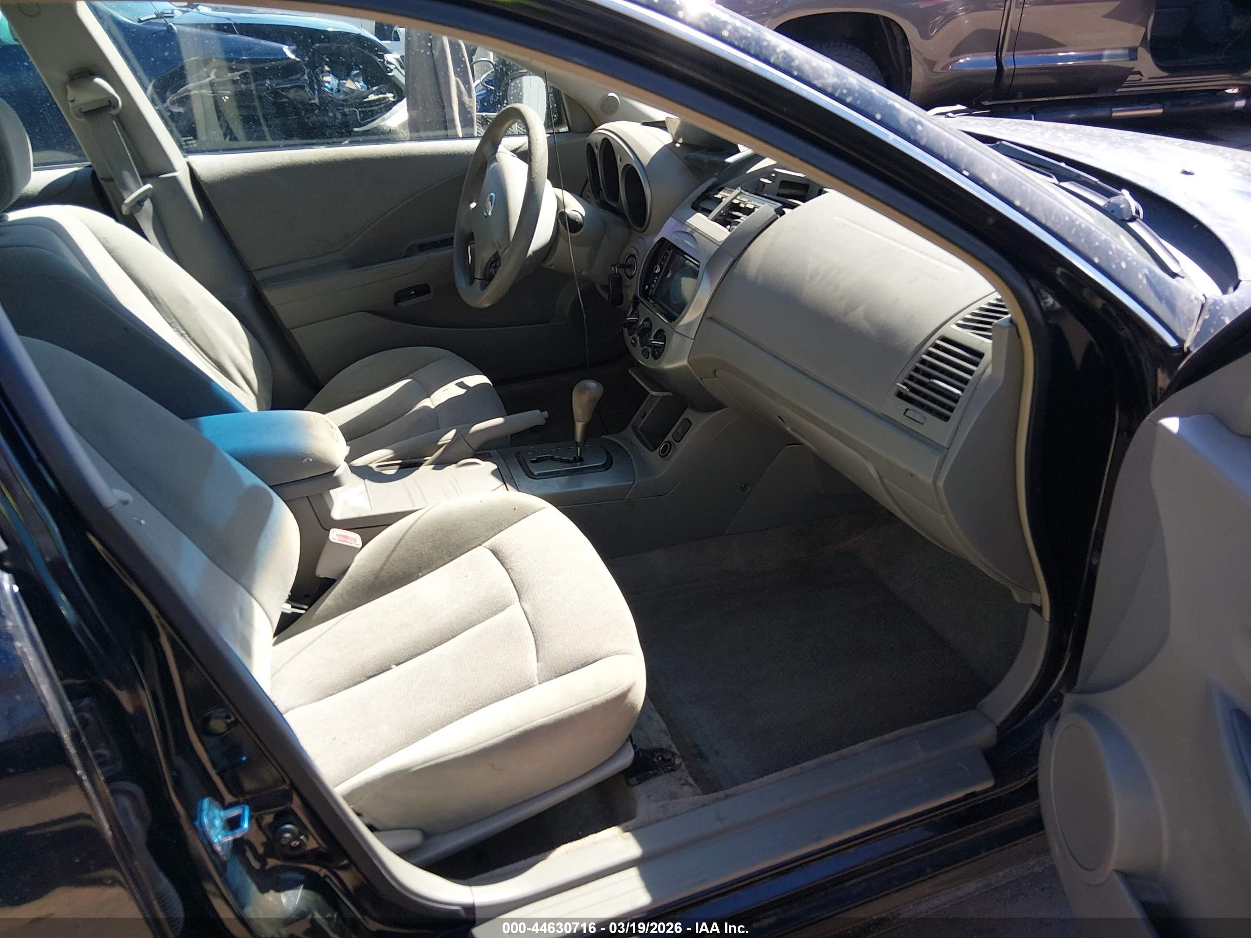 2003 Nissan Altima 2.5 S Black vin: 1N4AL11DX3C332040
