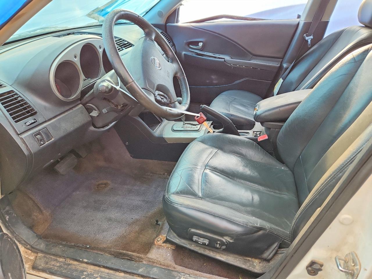 2004 Nissan Altima 2.5 Белый vin: 1N4AL11DX4C147505