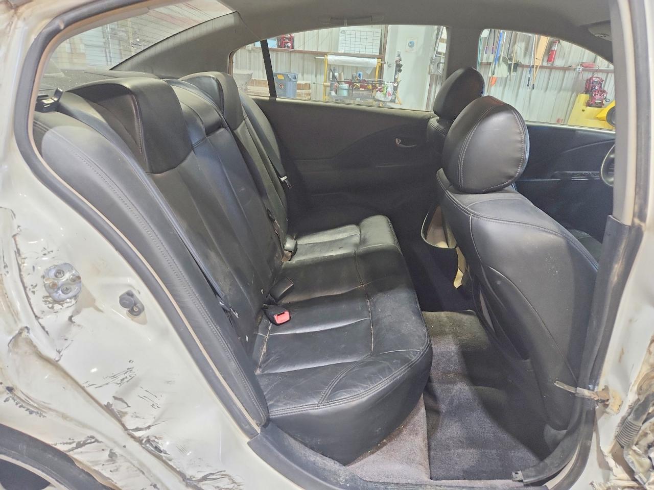 2004 Nissan Altima 2.5 Белый vin: 1N4AL11DX4C147505