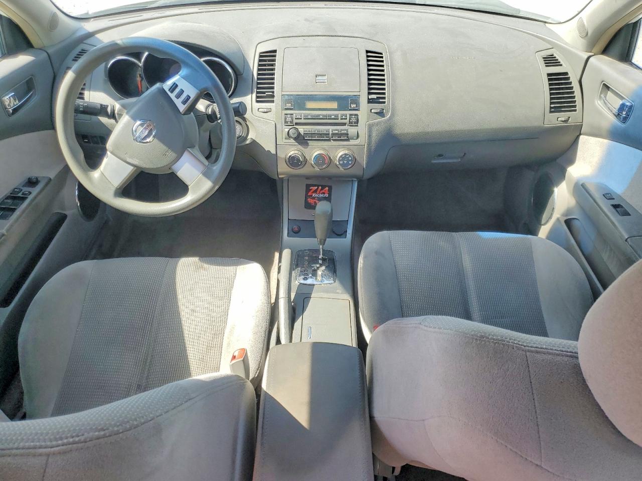 2005 Nissan Altima 2.5 Белый vin: 1N4AL11DX5C221782