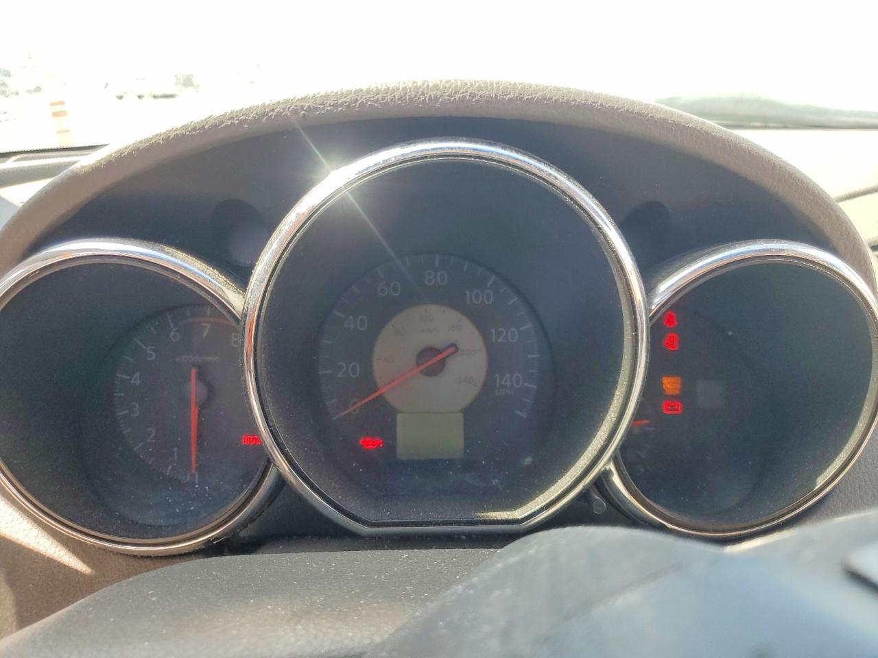 2005 Nissan Altima 2.5 Белый vin: 1N4AL11DX5C221782