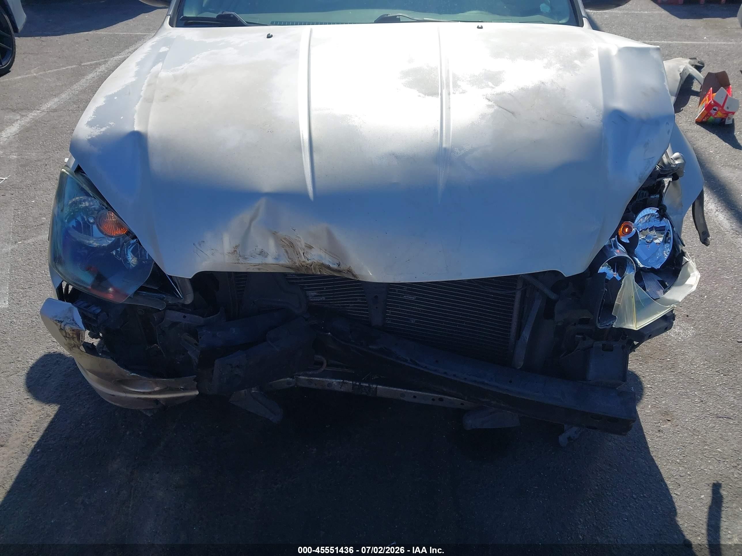 2005 Nissan Altima 2.5 S Золотой vin: 1N4AL11DX5N930085