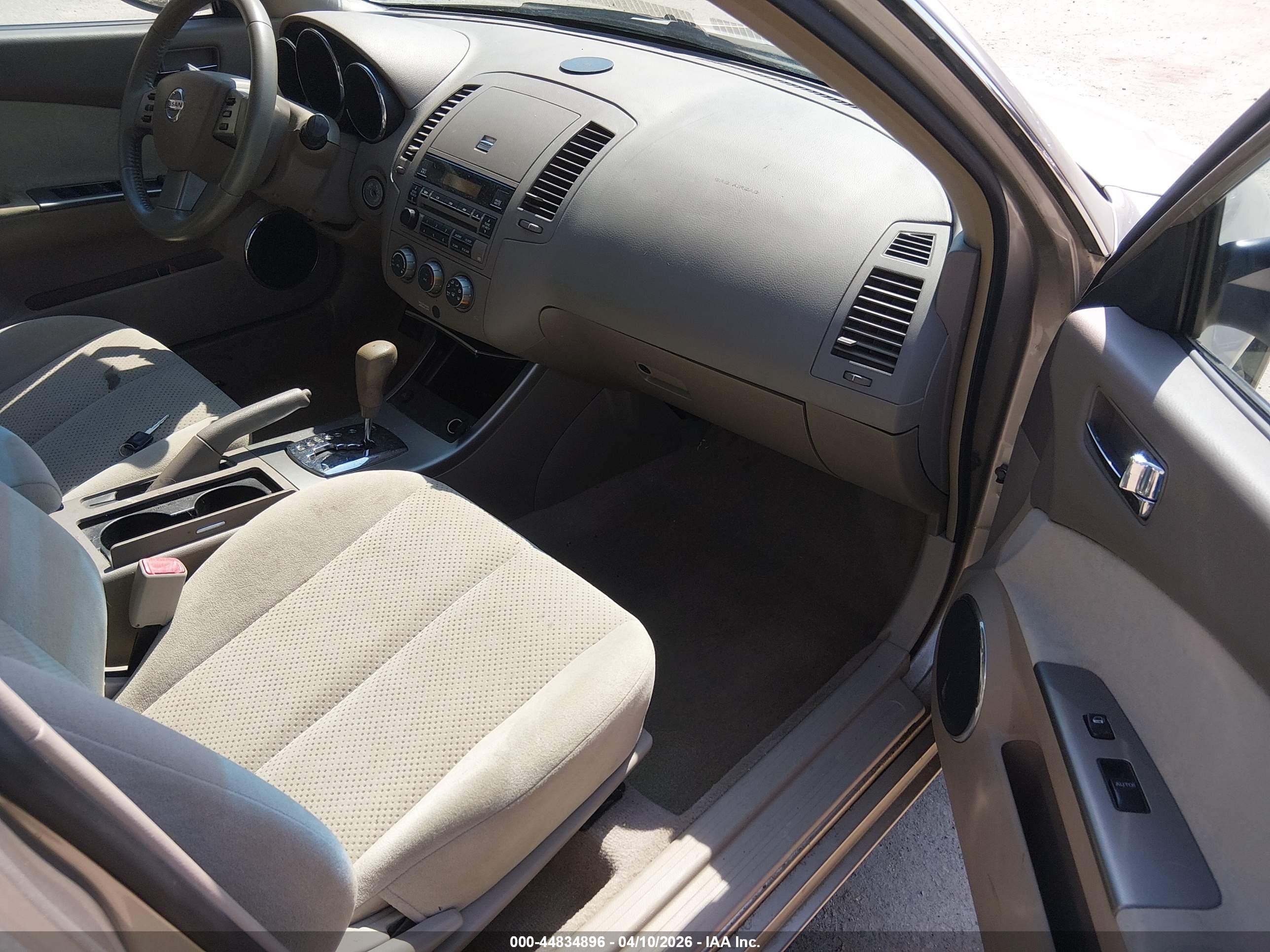 2006 Nissan Altima 2.5 S Серебряный vin: 1N4AL11DX6C249633