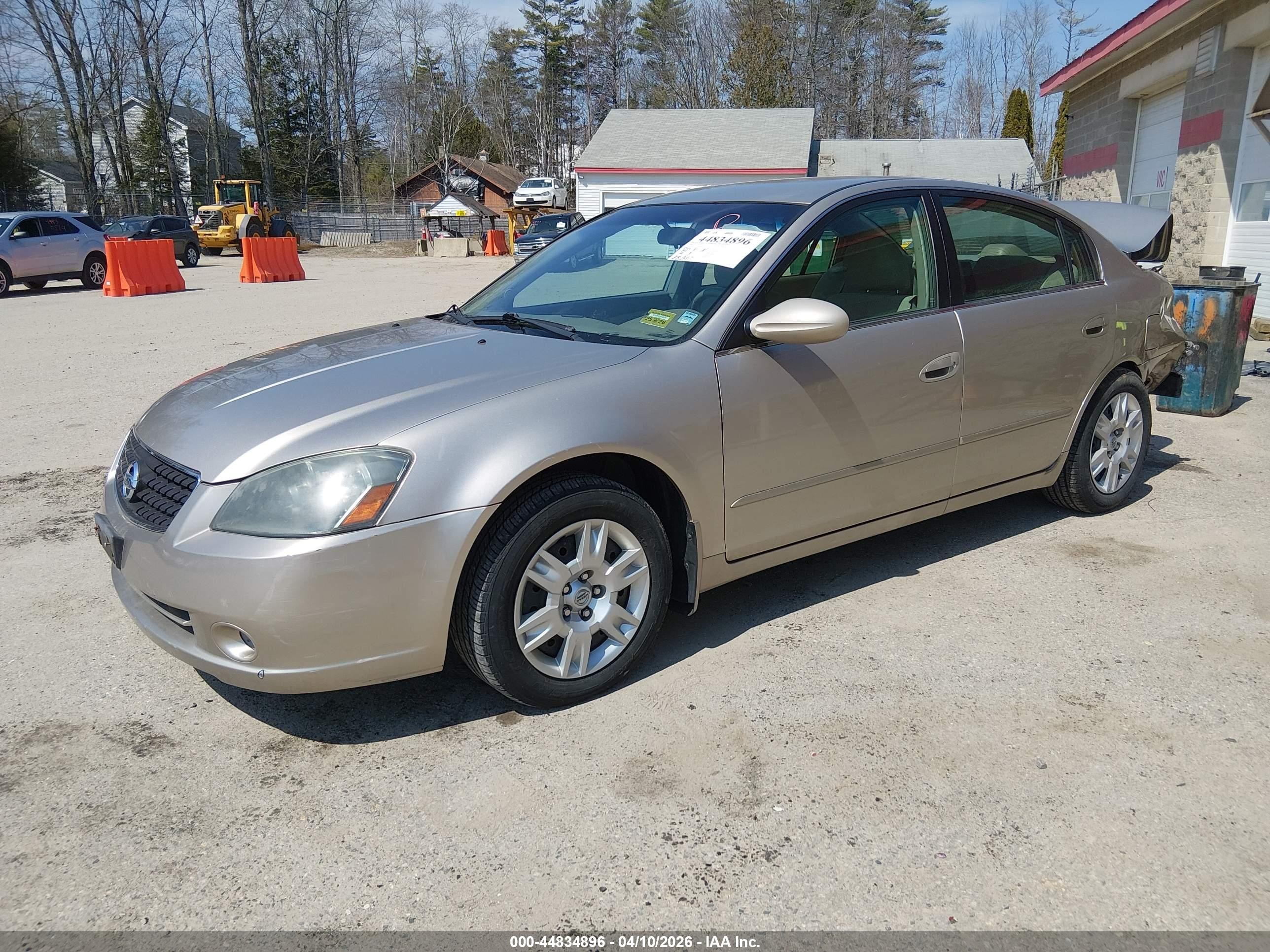 2006 Nissan Altima 2.5 S Серебряный vin: 1N4AL11DX6C249633