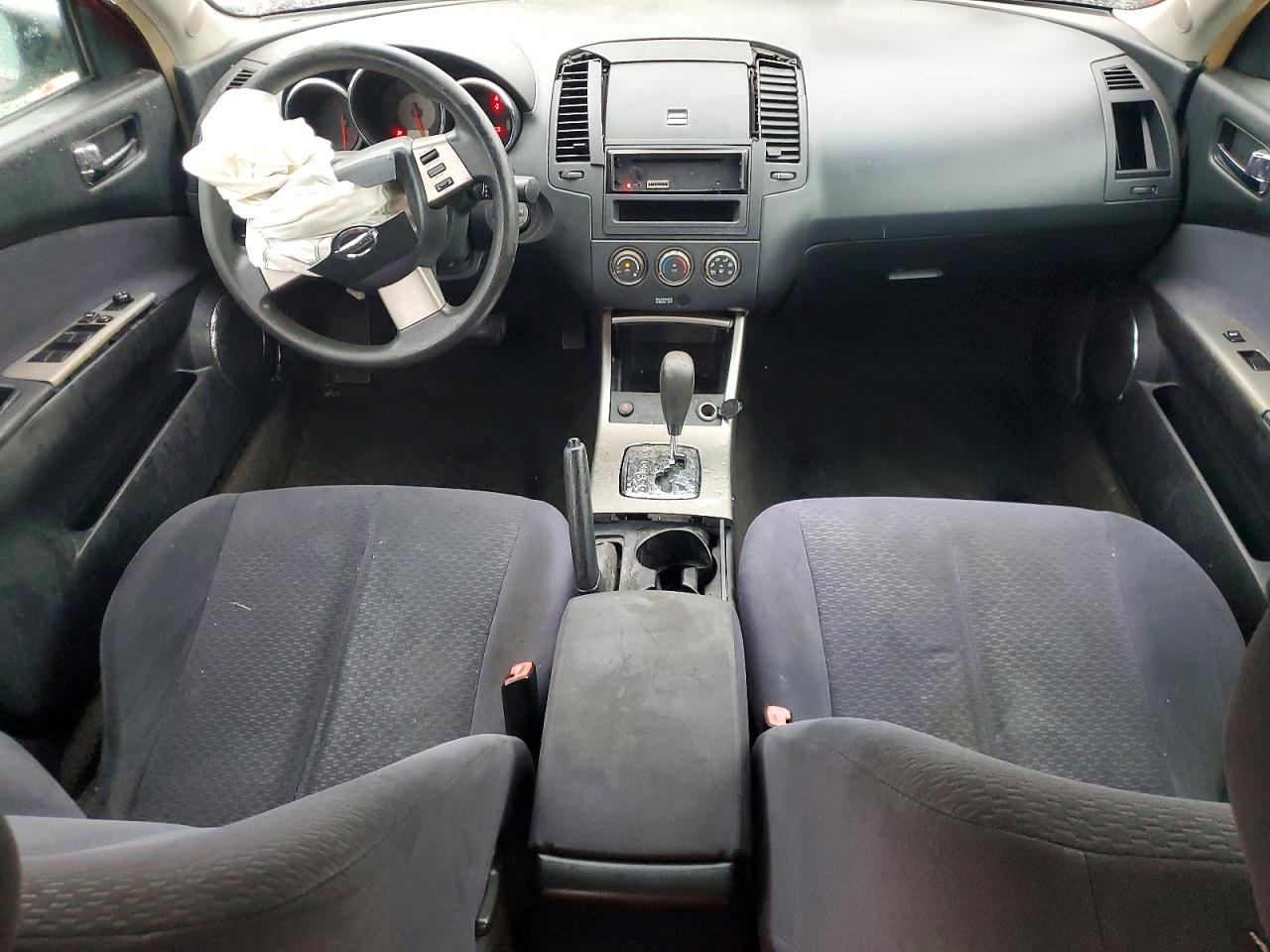 2006 Nissan Altima 2.5 Red vin: 1N4AL11DX6N368514