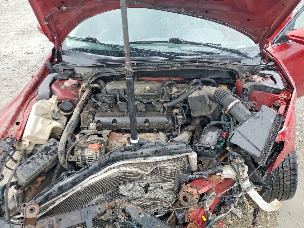 2006 Nissan Altima 2.5 Red vin: 1N4AL11DX6N368514