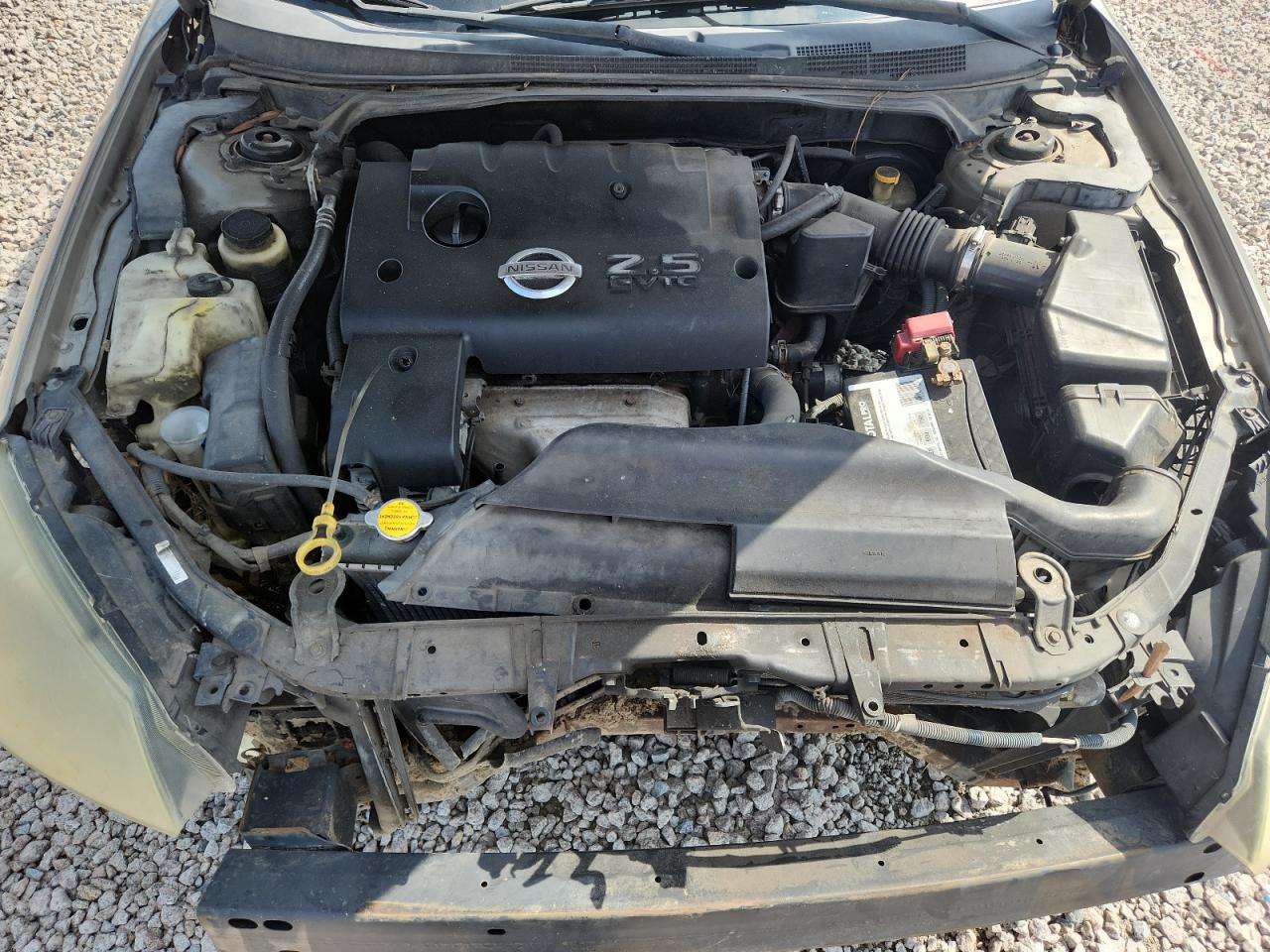 2005 Nissan Altima 2.5 Silver vin: 1N4AL11E05C250586